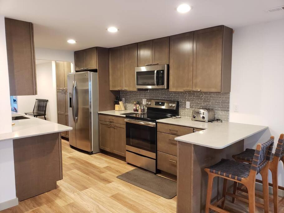 Luxurious Bozeman Villa with River access, near the famous Bozeman Hot Springs