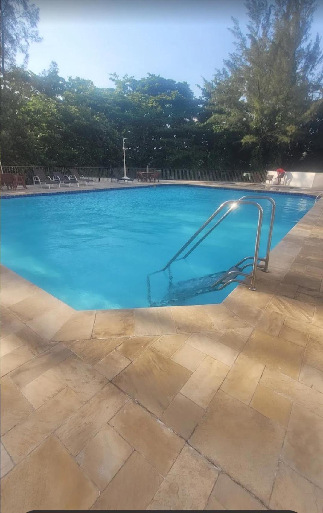Condomínio Rio Hotel Residencia, Av. Lúcio Costa, 6250 - Barra da Tijuca, Rio de Janeiro