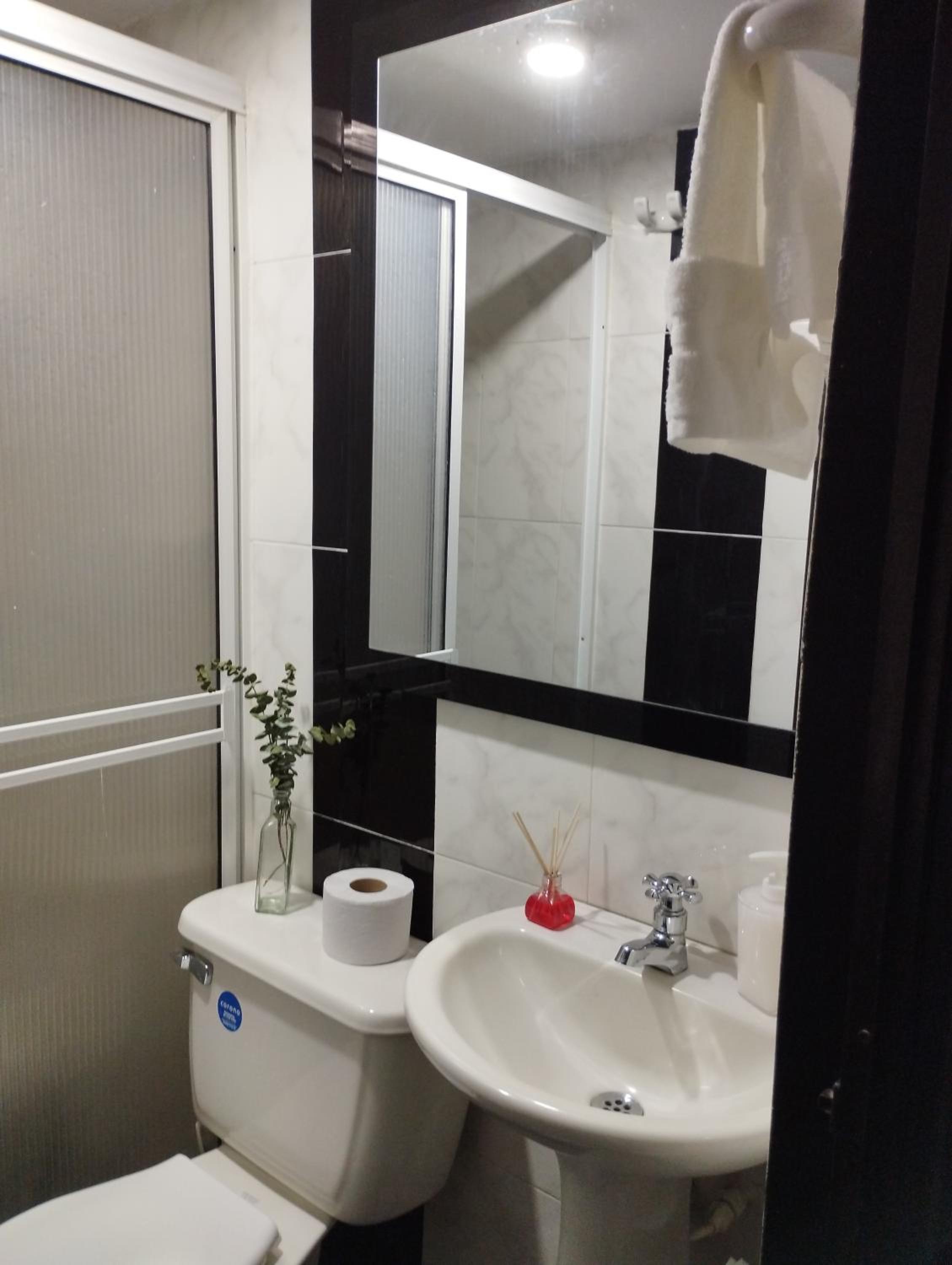 Apartamento con vista a la ciudad en barrio campo hermoso 301