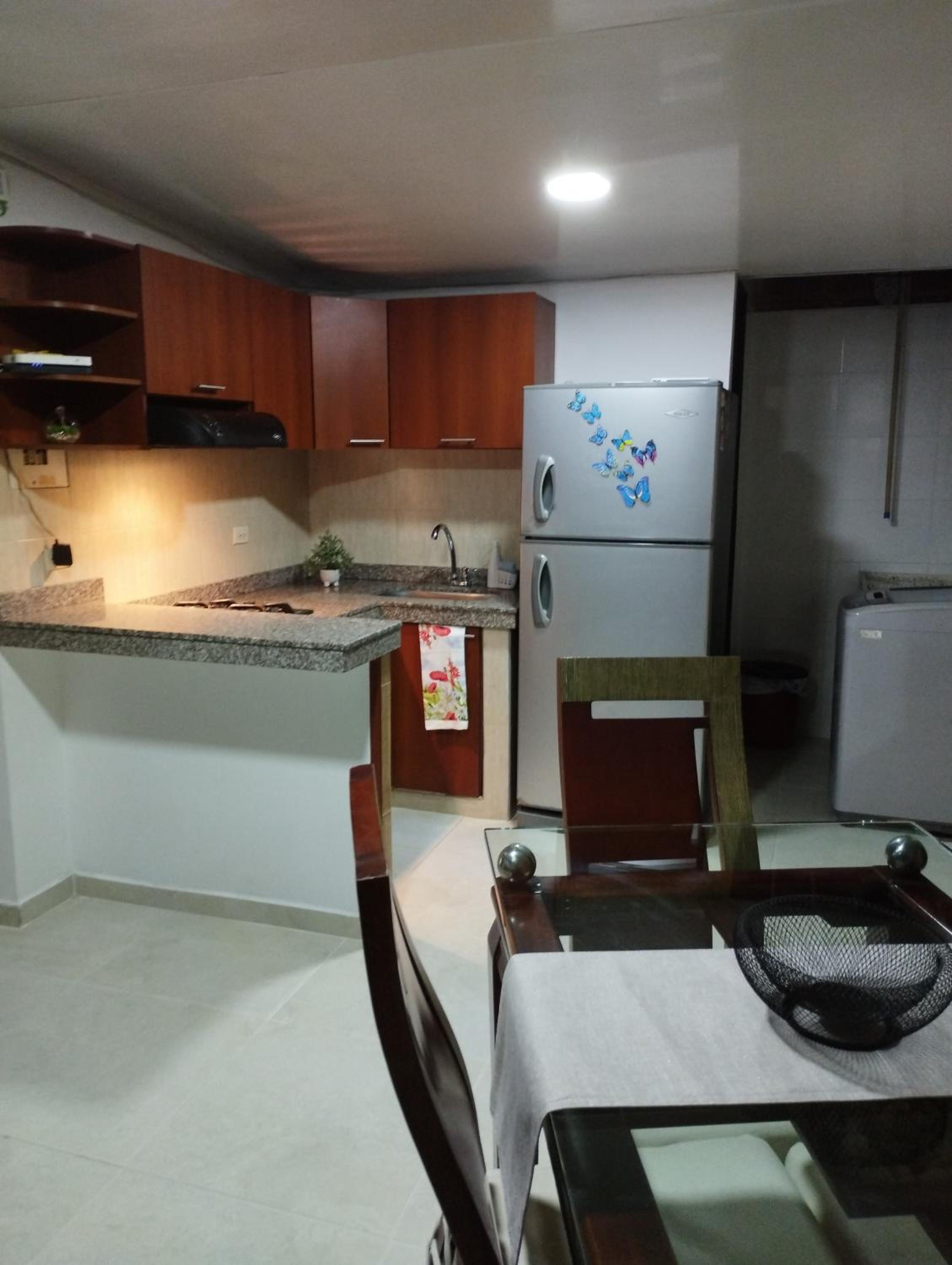 Apartamento con vista a la ciudad en barrio campo hermoso 301