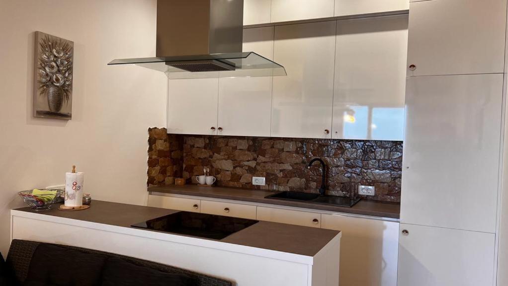 Skyline Apartment