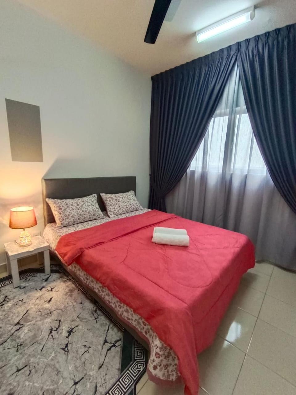 ER Homestay 3bedroom with Balcony nearest KLIA photo 6