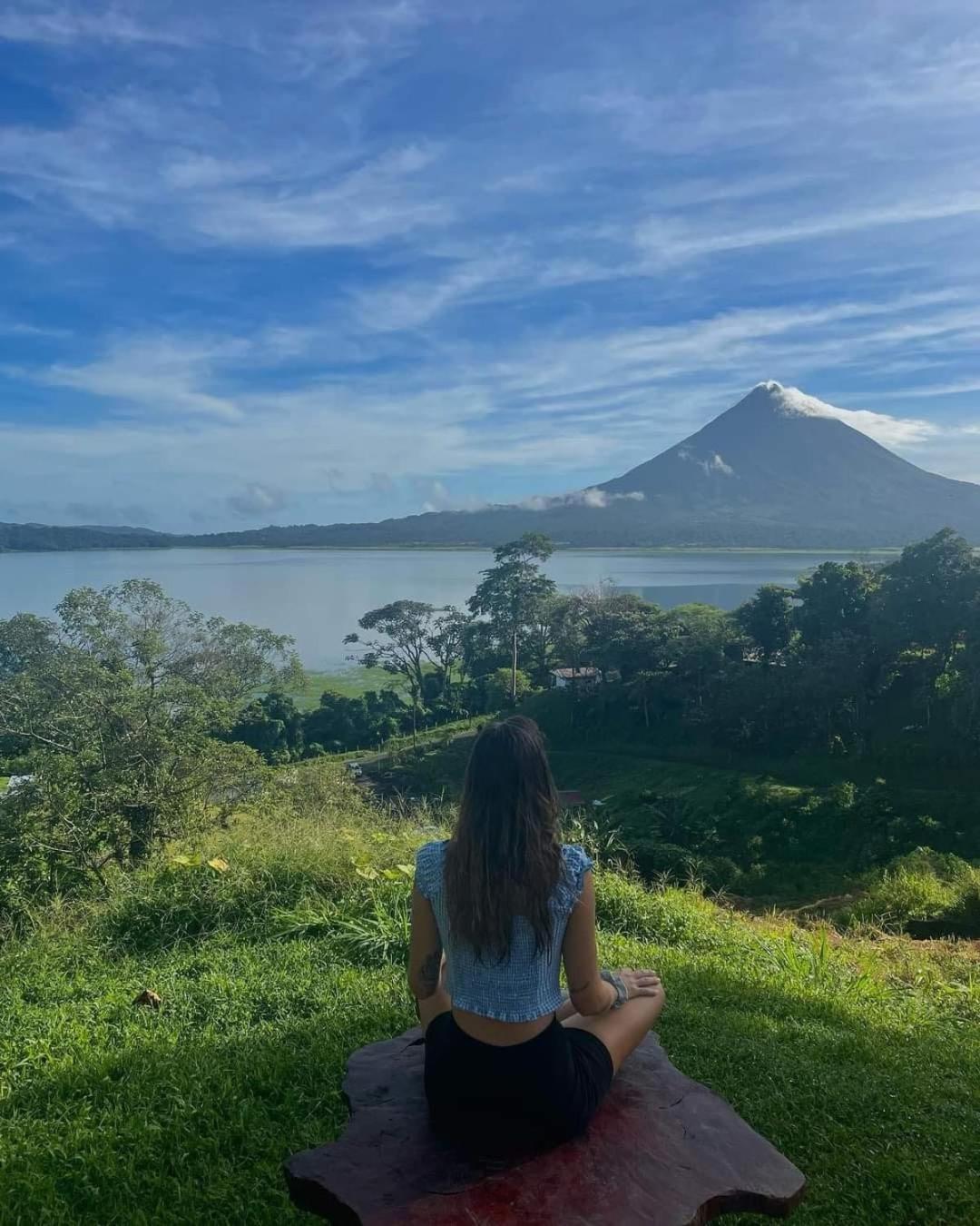 Sunset Inn Arenal B&B