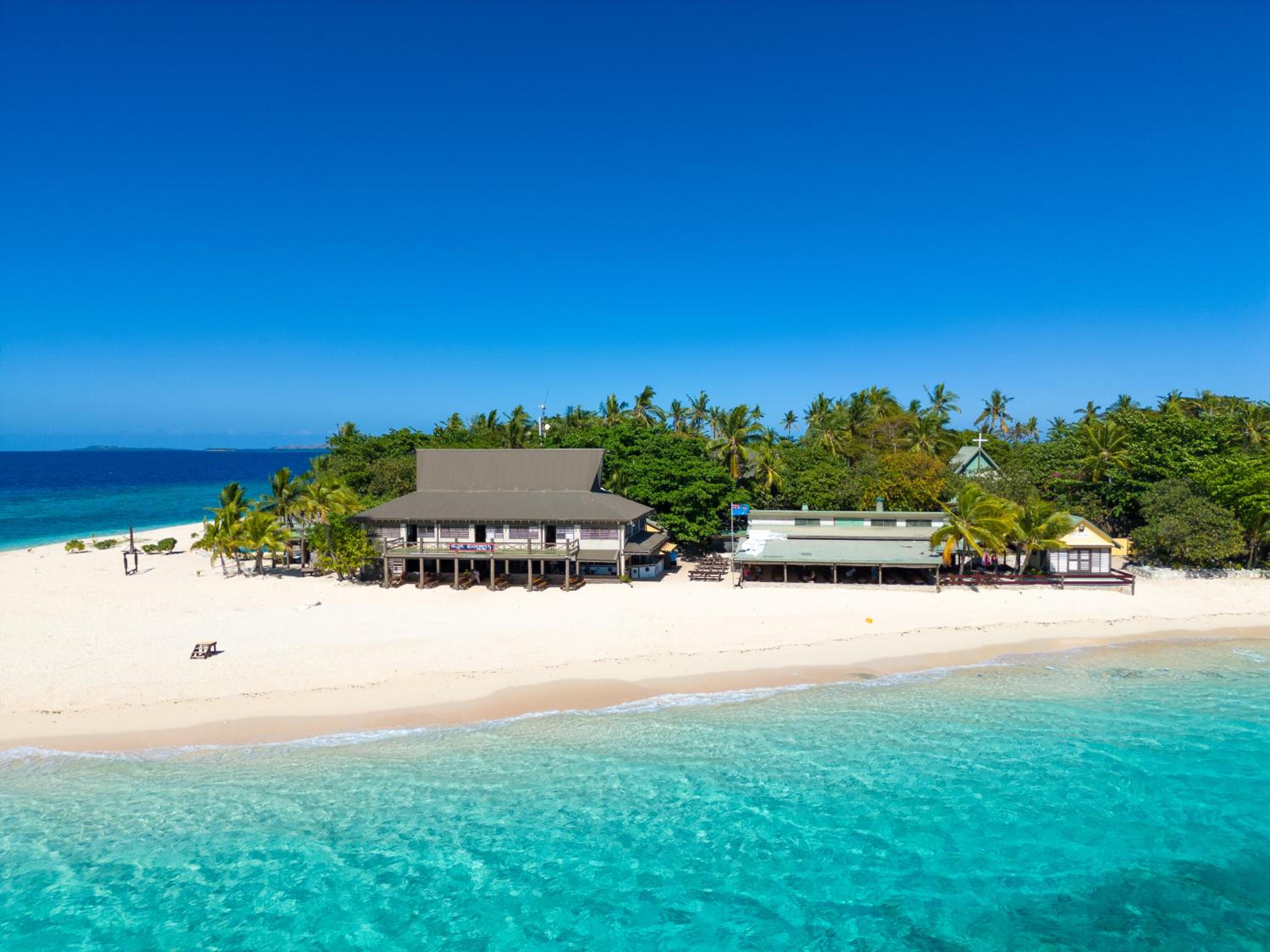 Beachcomber Island Resort