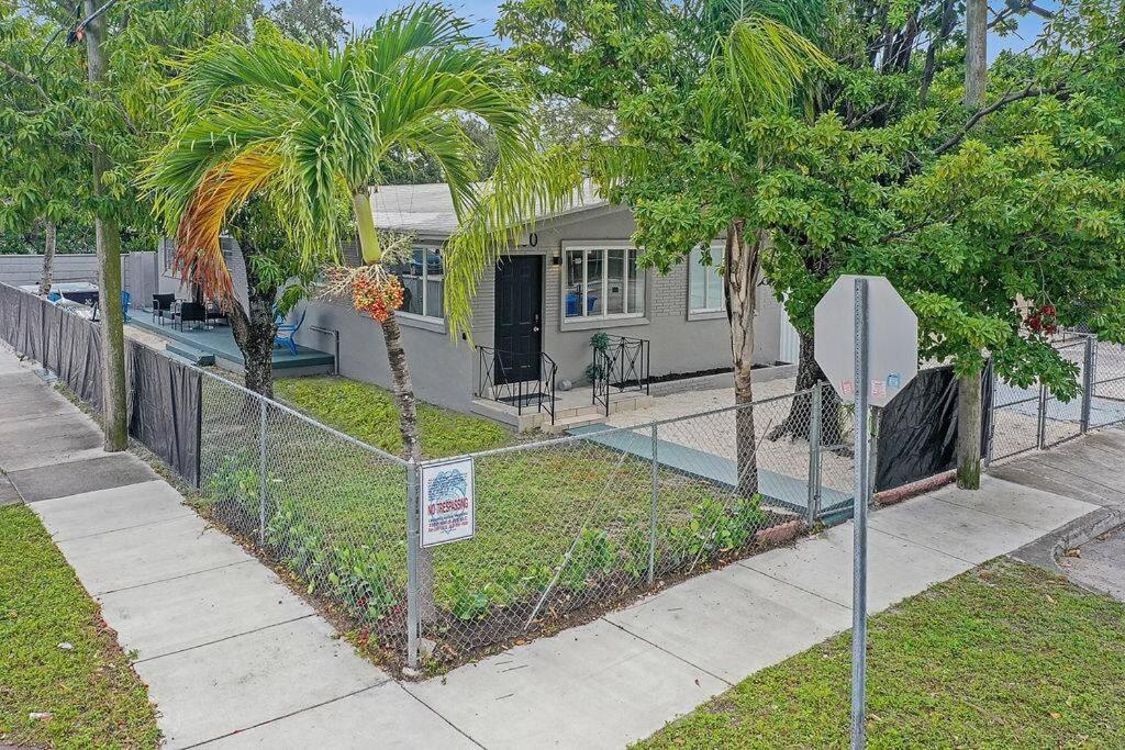 Wynwood Bungalow Hottub & Pking