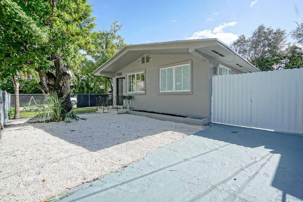 Wynwood Bungalow Hottub & Pking