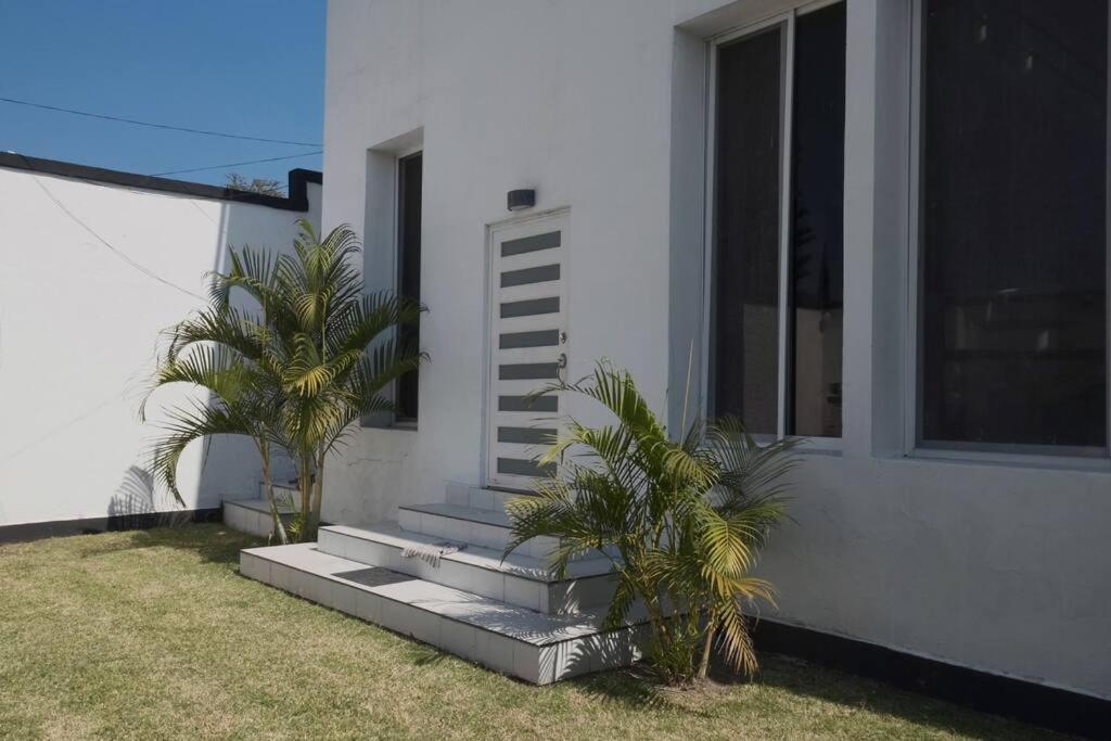 Casa con Alberca adentro cerca de Las Estacas