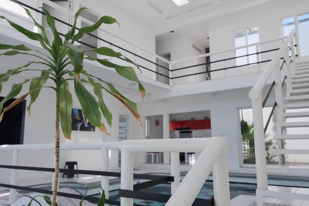 Casa con Alberca adentro cerca de Las Estacas