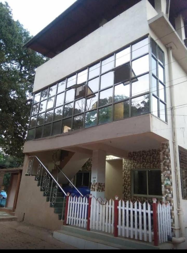 Sky Cottage Matheran