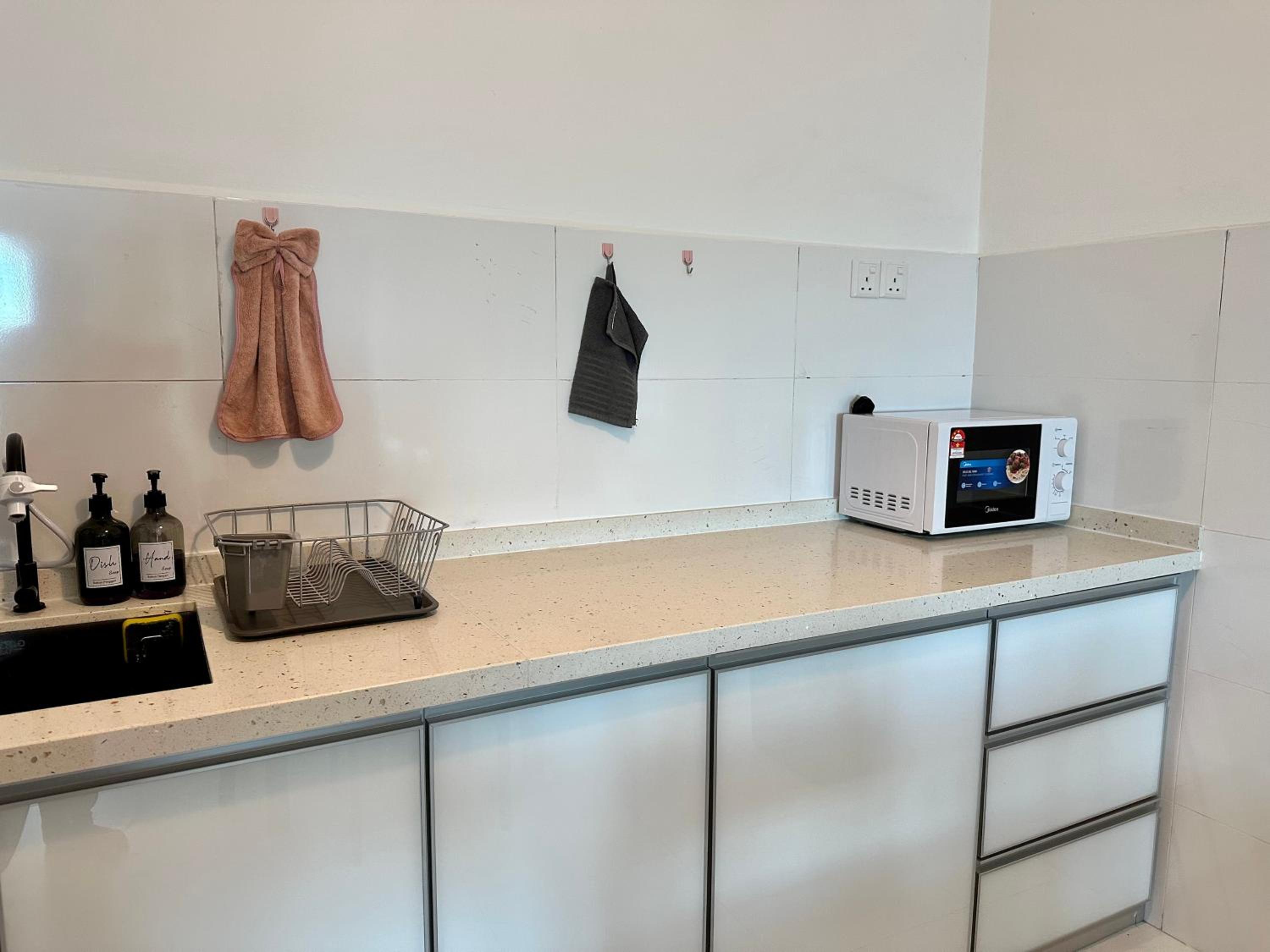 Nureenas Residence Condominium