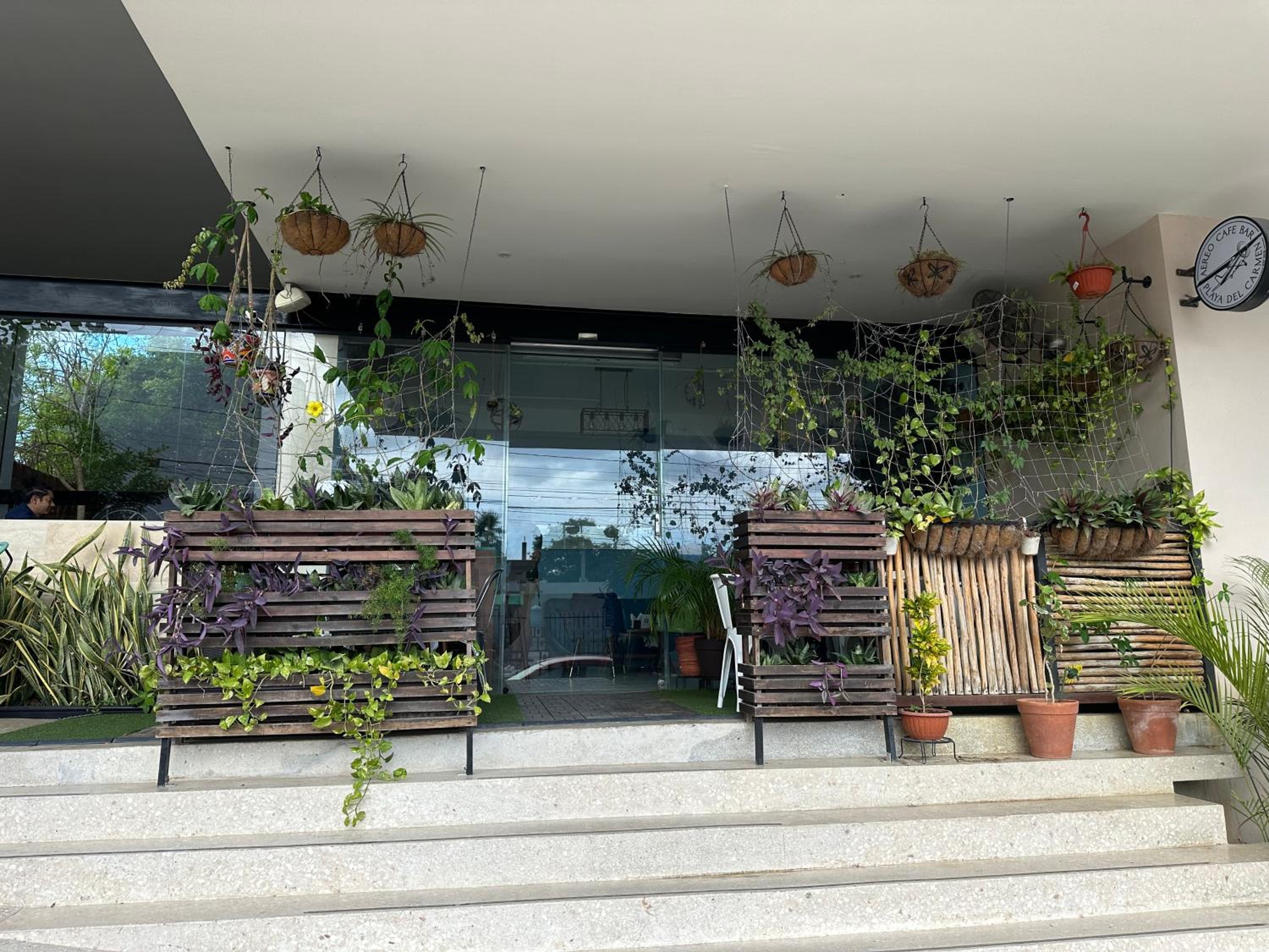 Paseo Luxury House view 3
