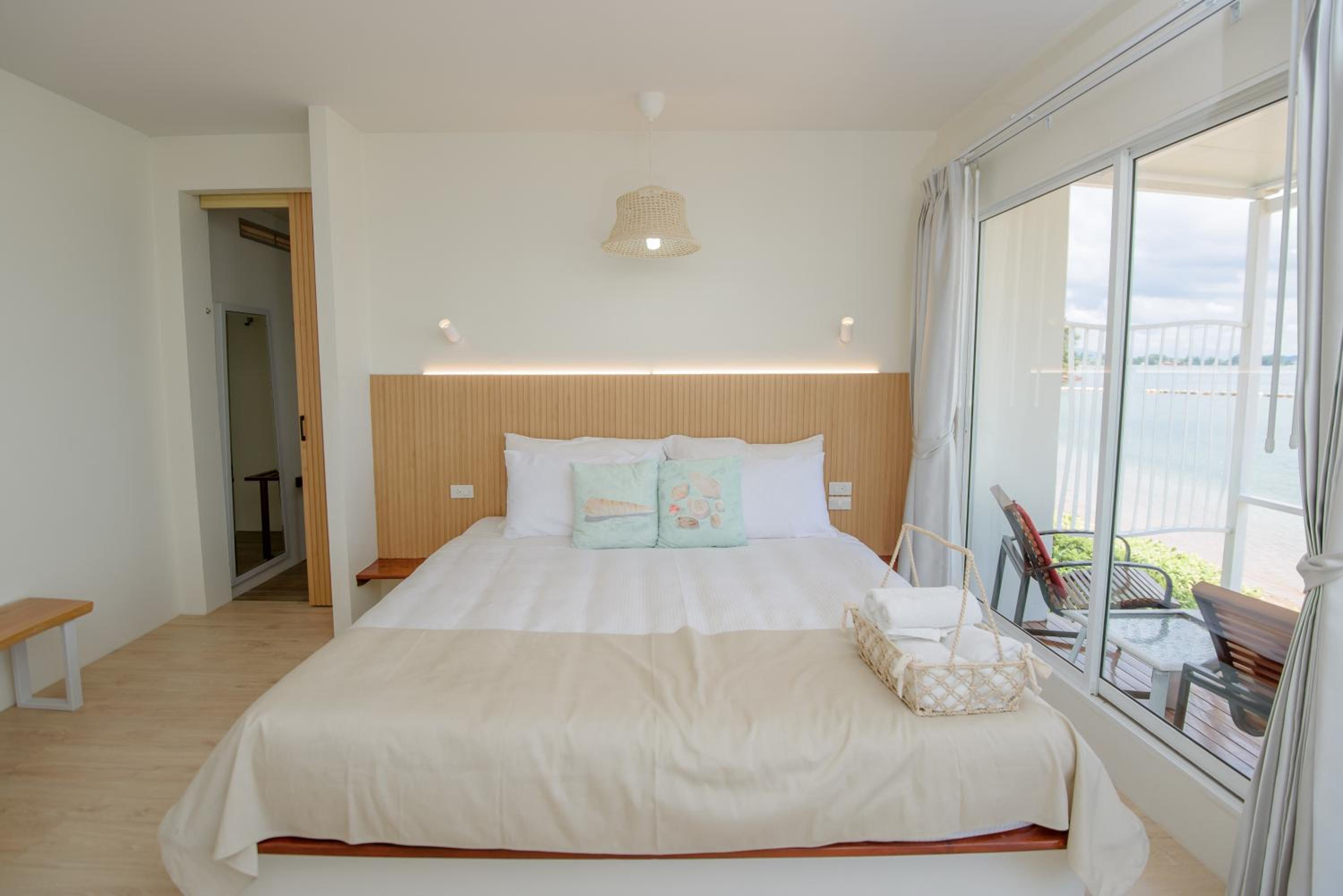 Seashell Village Resort