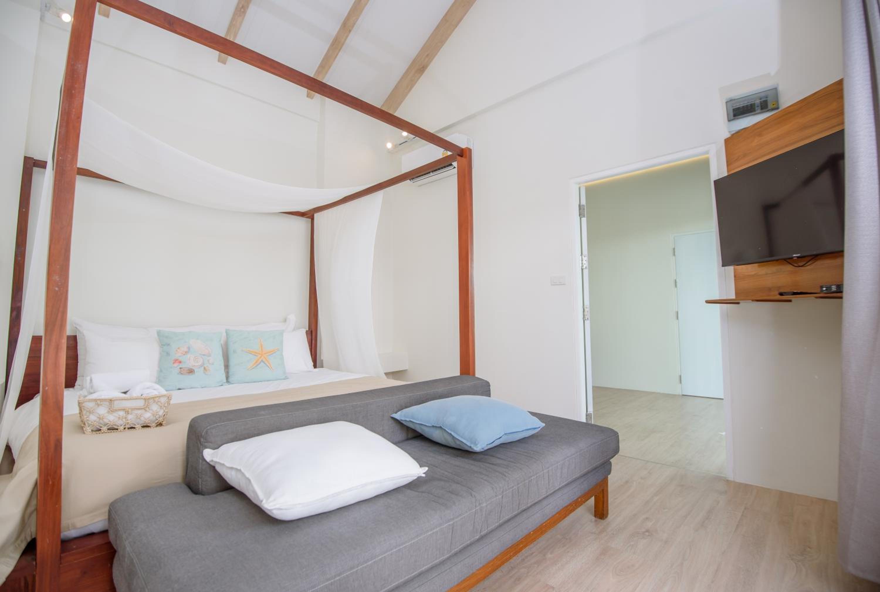 Seashell Village Resort