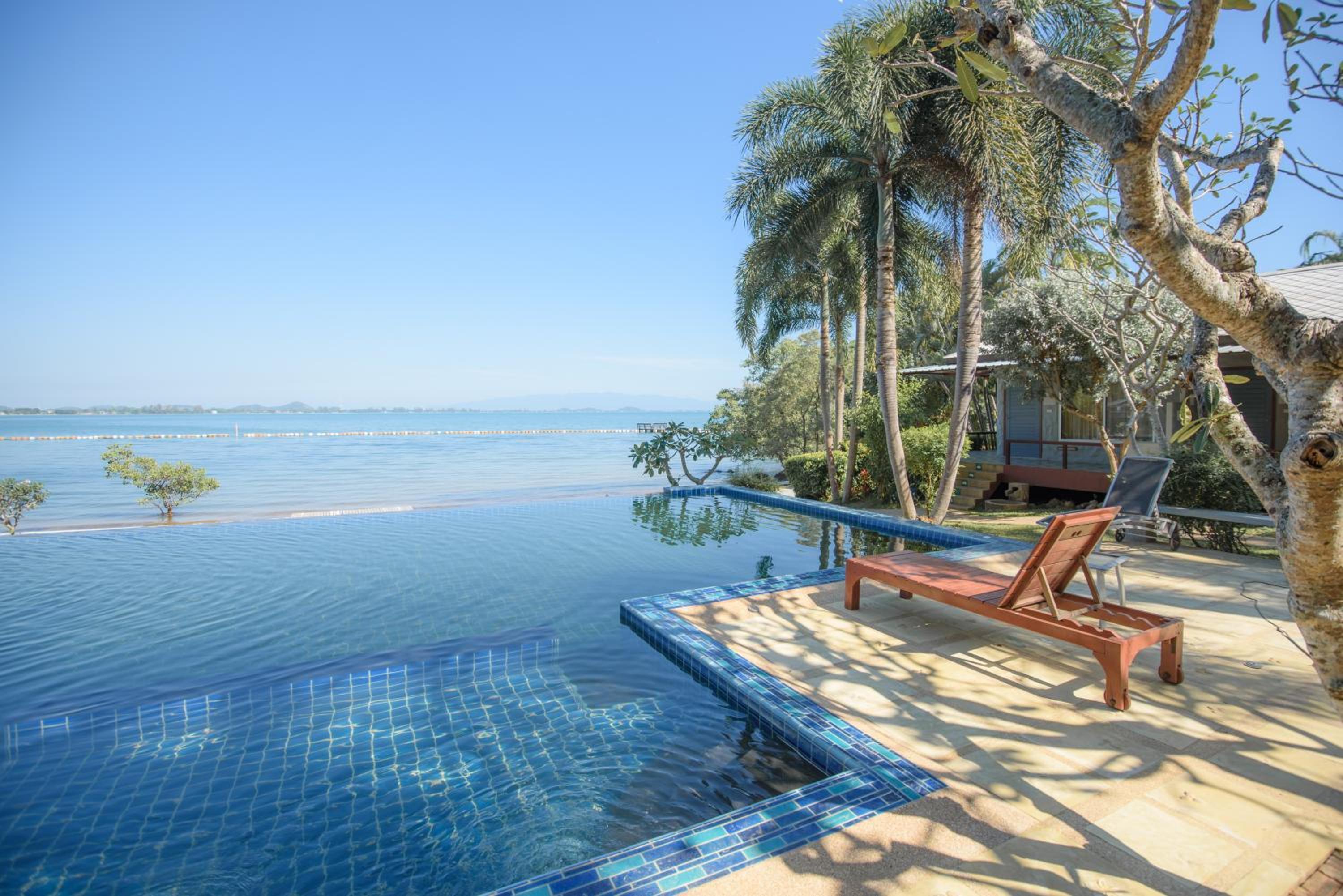 Seashell Village Resort