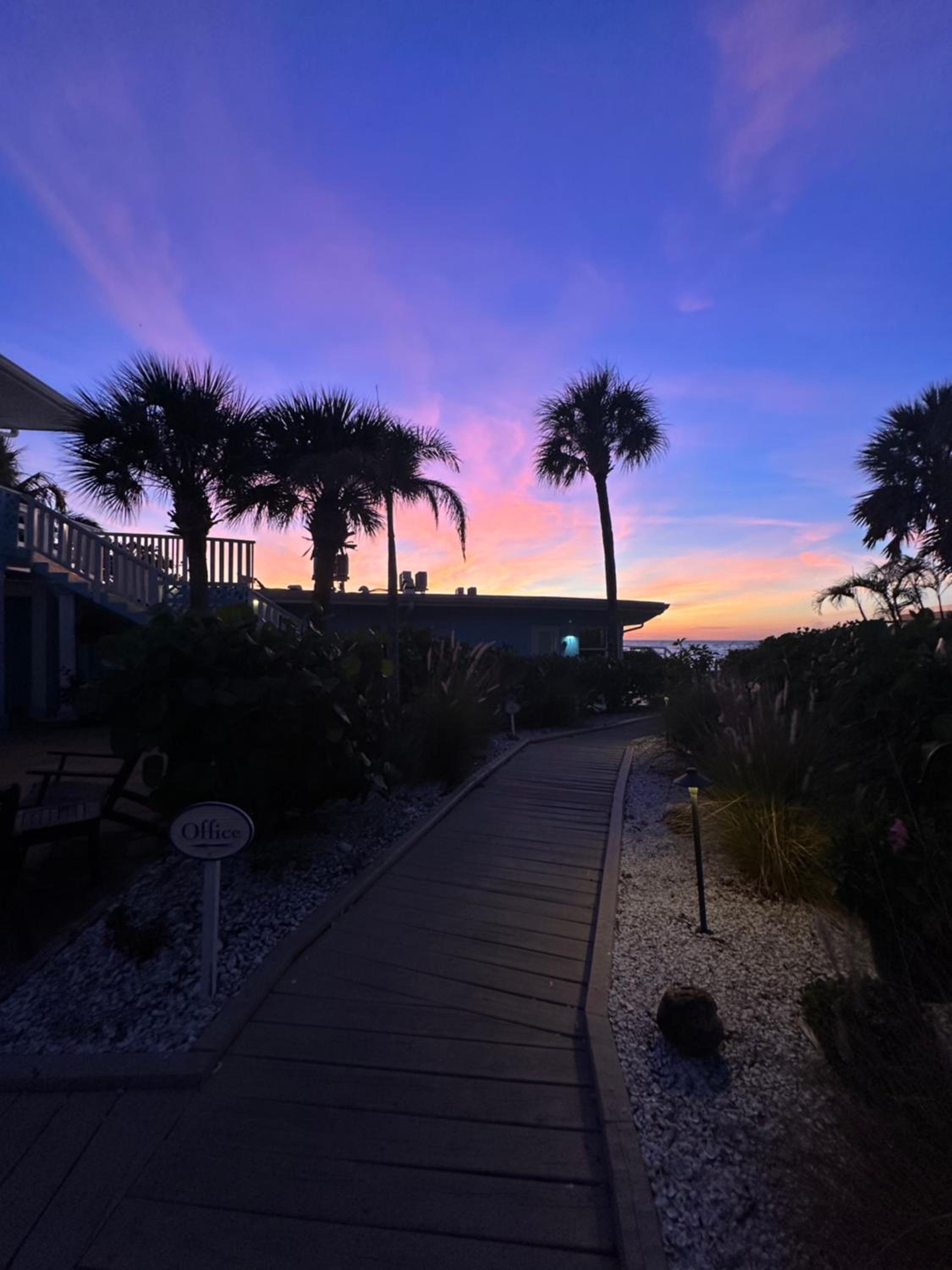 The Pearl Beach Inn