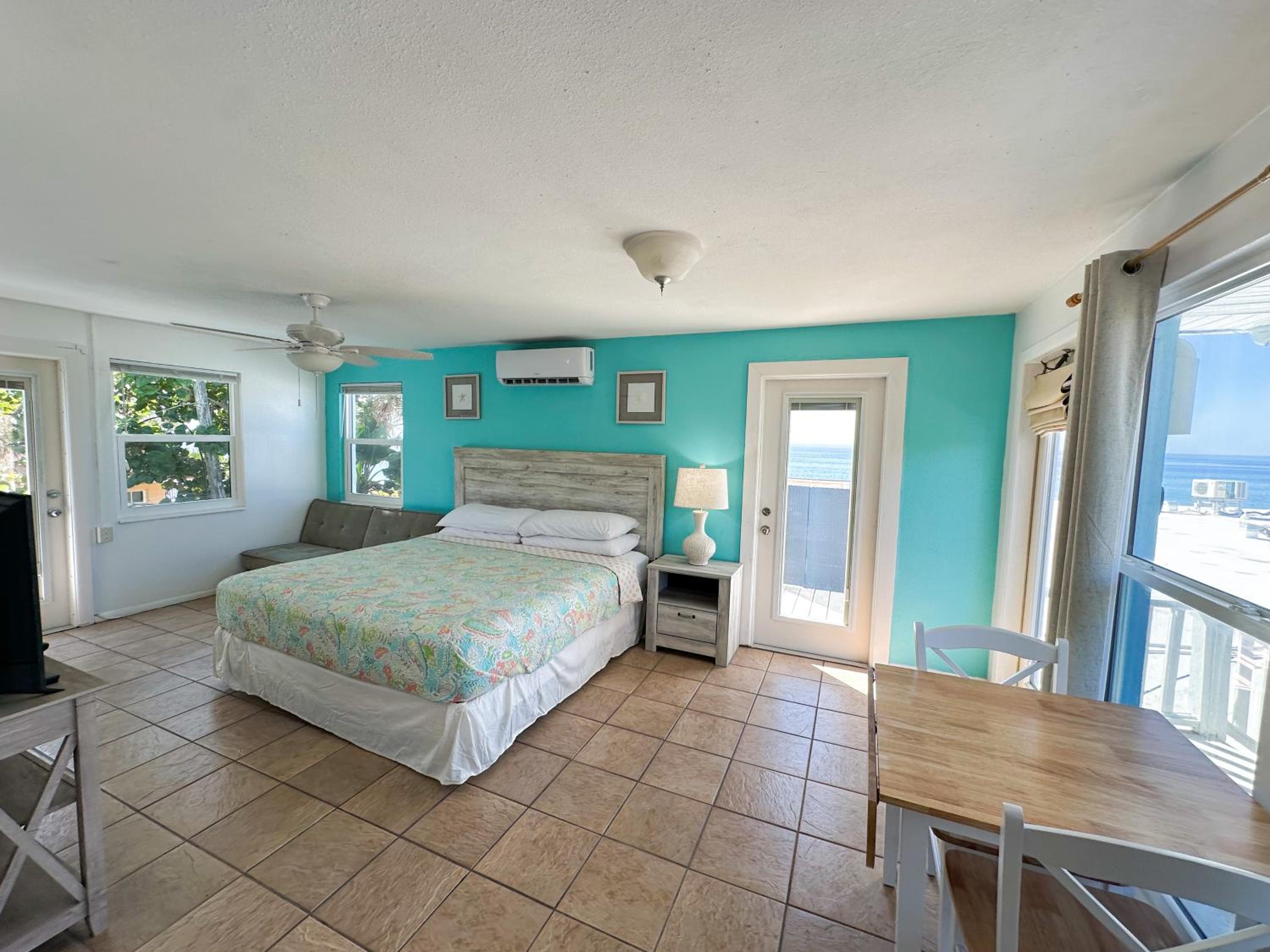 The Pearl Beach Inn