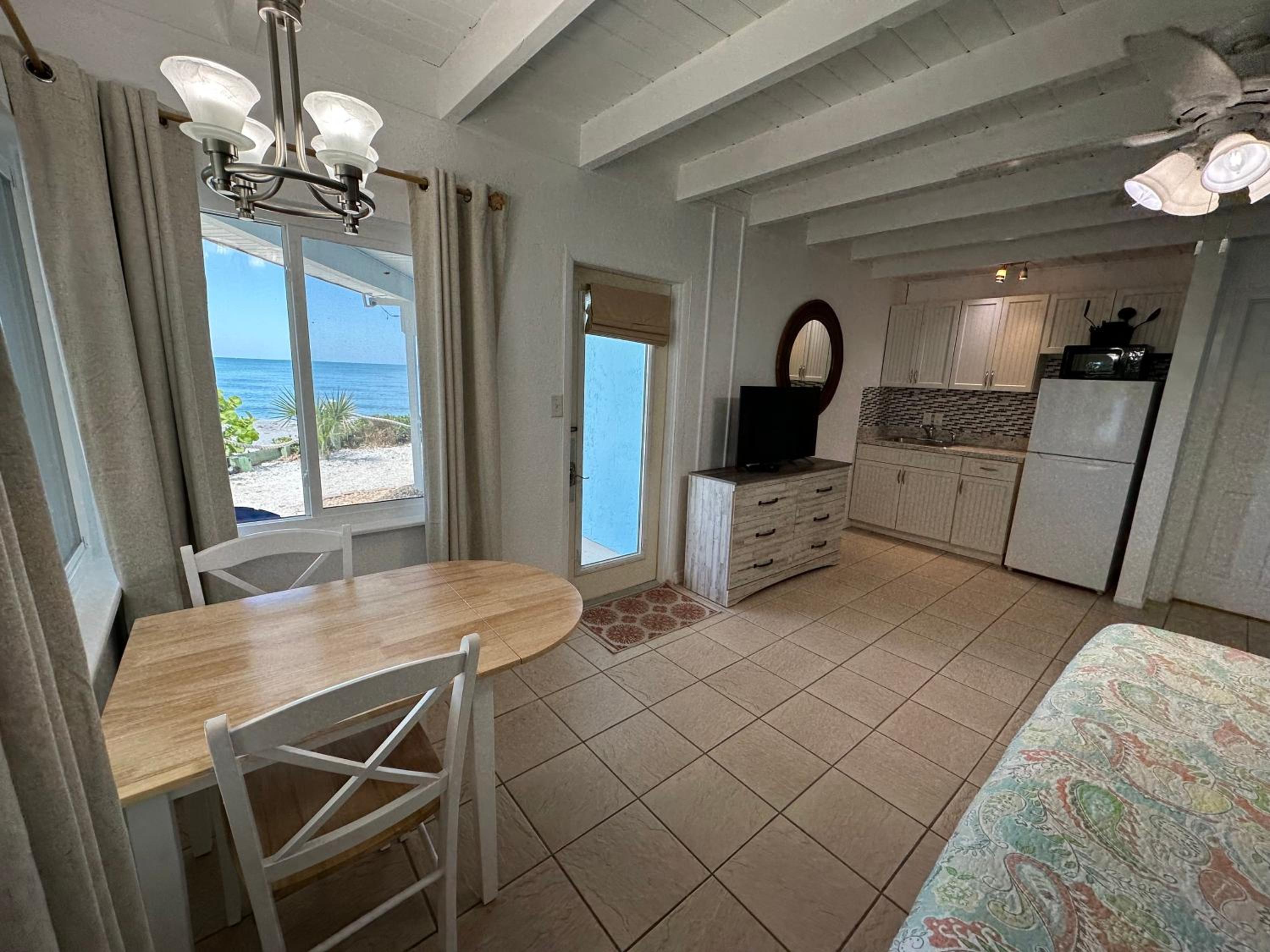 The Pearl Beach Inn