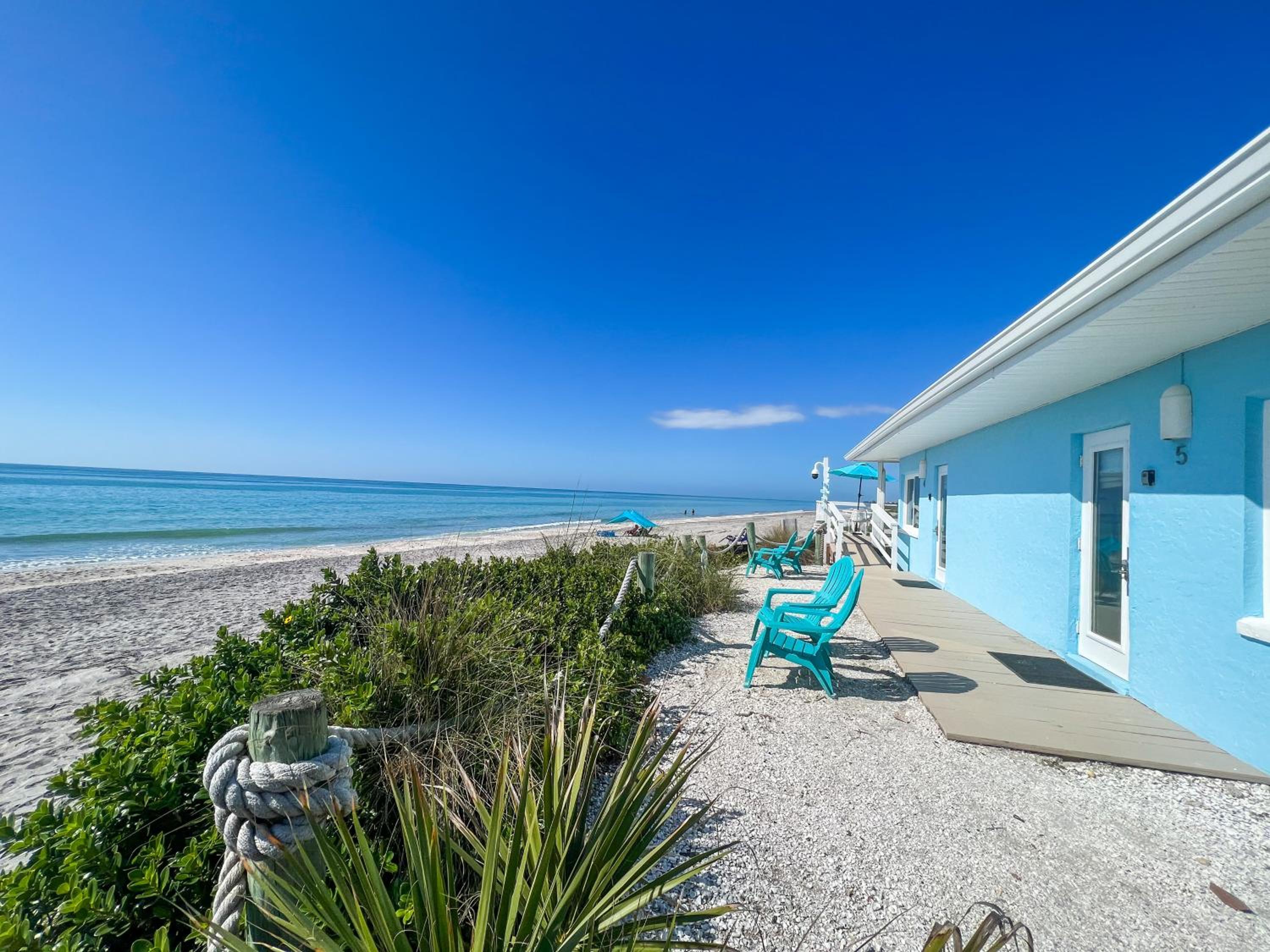 The Pearl Beach Inn