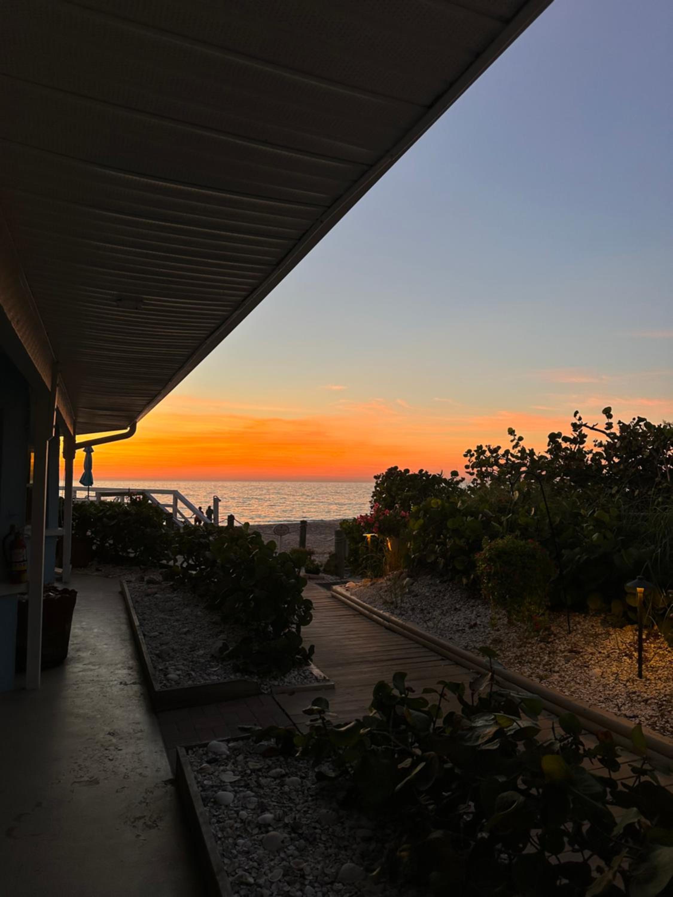 The Pearl Beach Inn