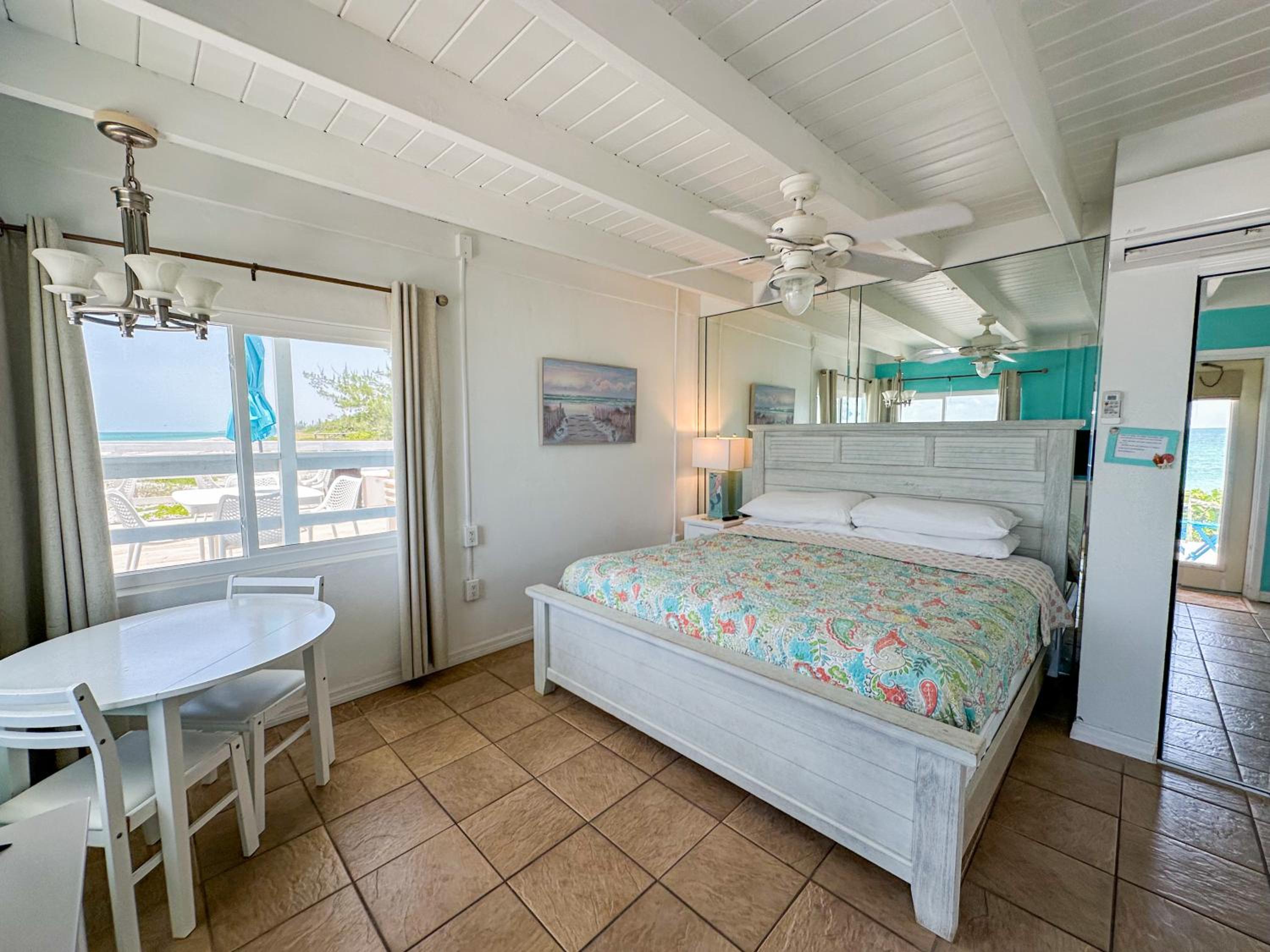 The Pearl Beach Inn