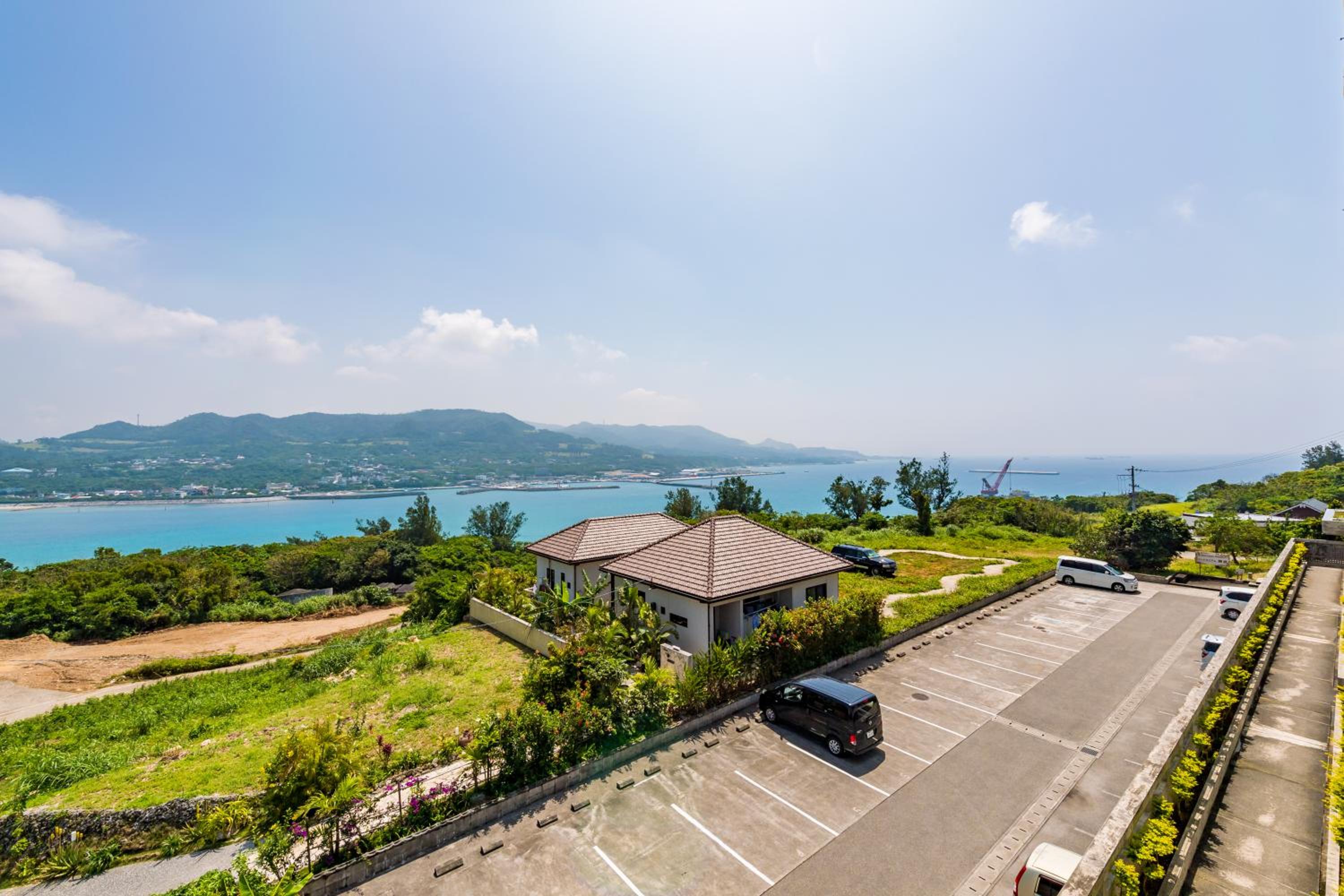 HOTEL E-horizon Resort コンドミニアム瀬底
