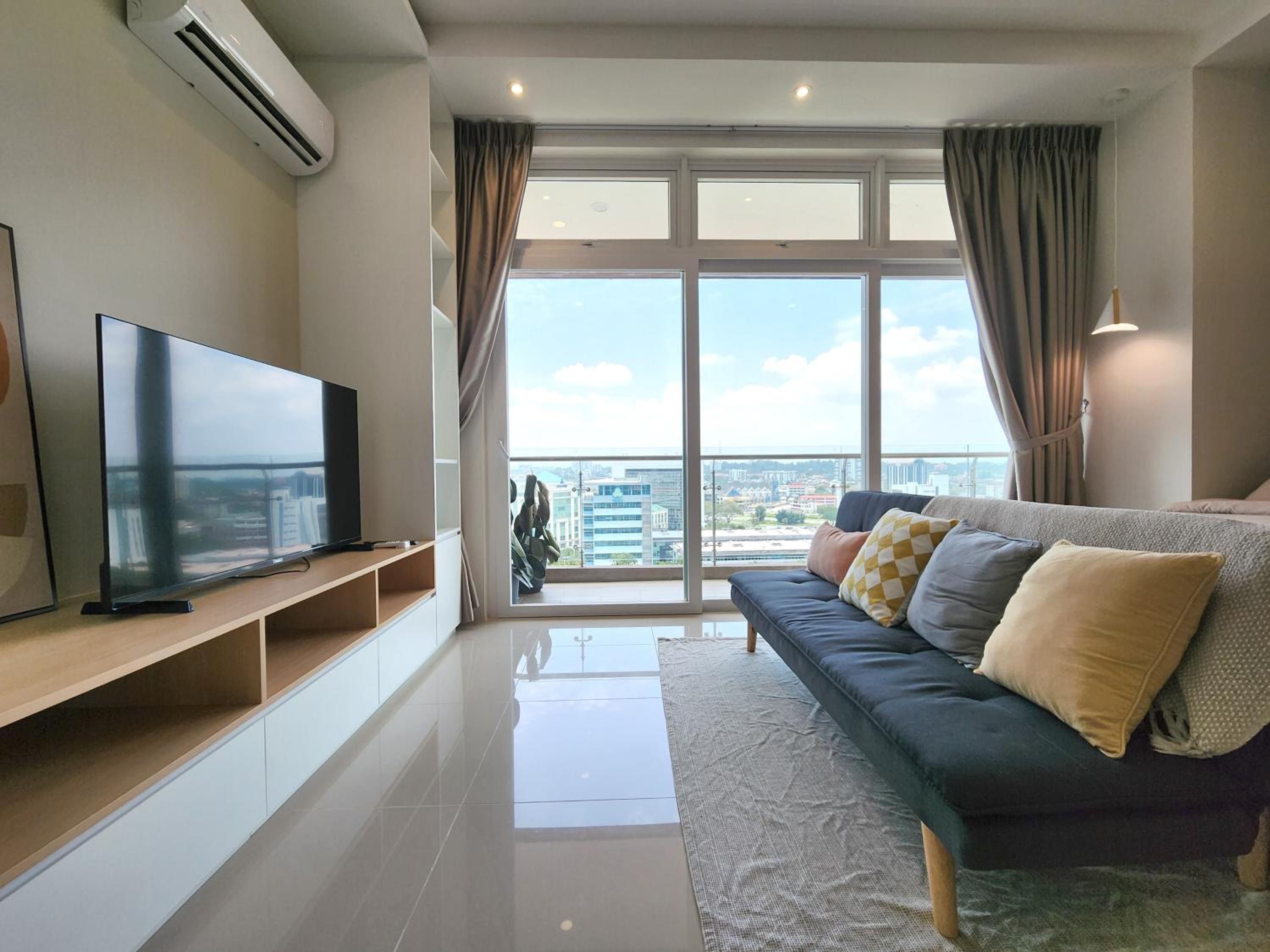 Riverine Diamond Condo - Kuching - Vacay Home photo 1