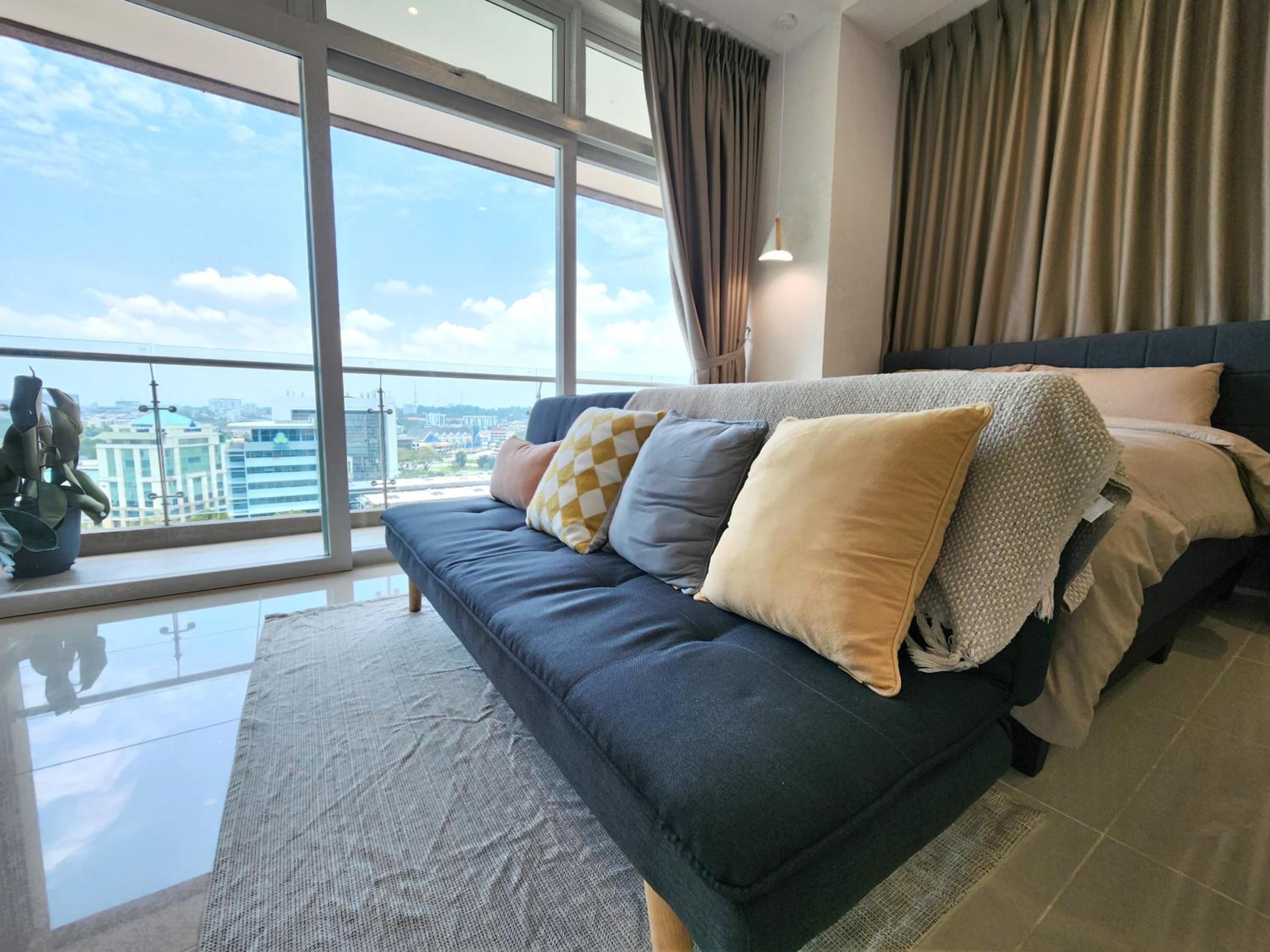 Riverine Diamond Condo - Kuching - Vacay Home photo 7