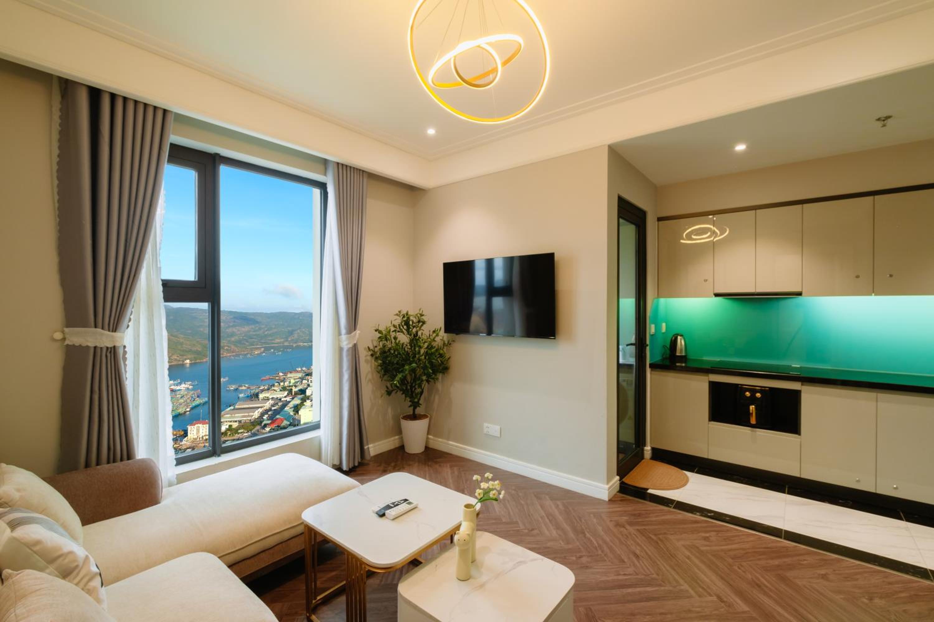 Altara Quy Nhơn Residences -Kennie's House -Căn hộ khách sạn cao cấp view 2