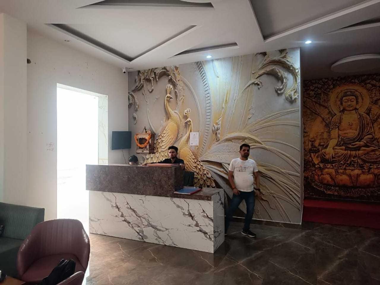 Hotel O Ambience Delhi Aero City Metro Station