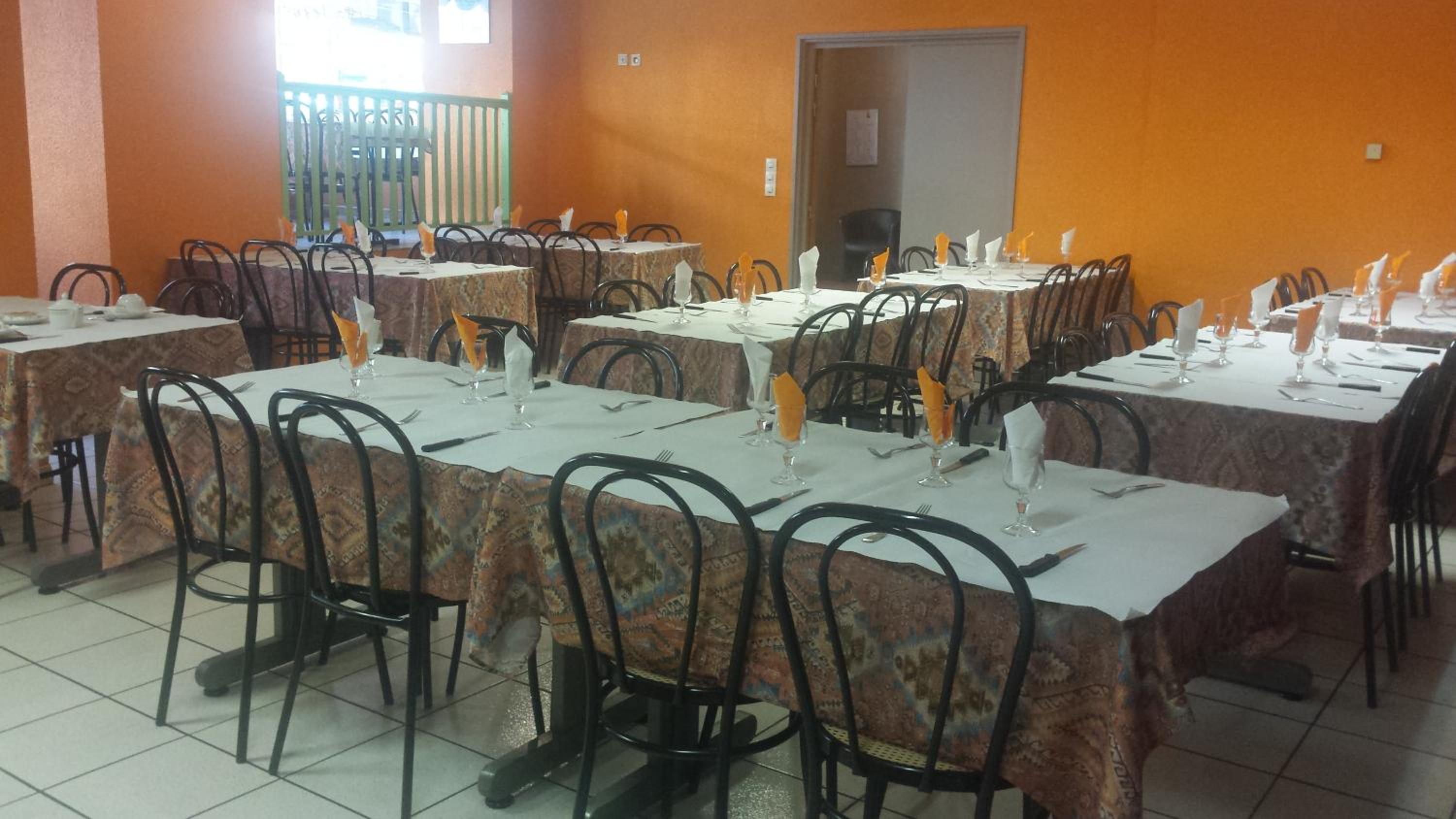 restaurant