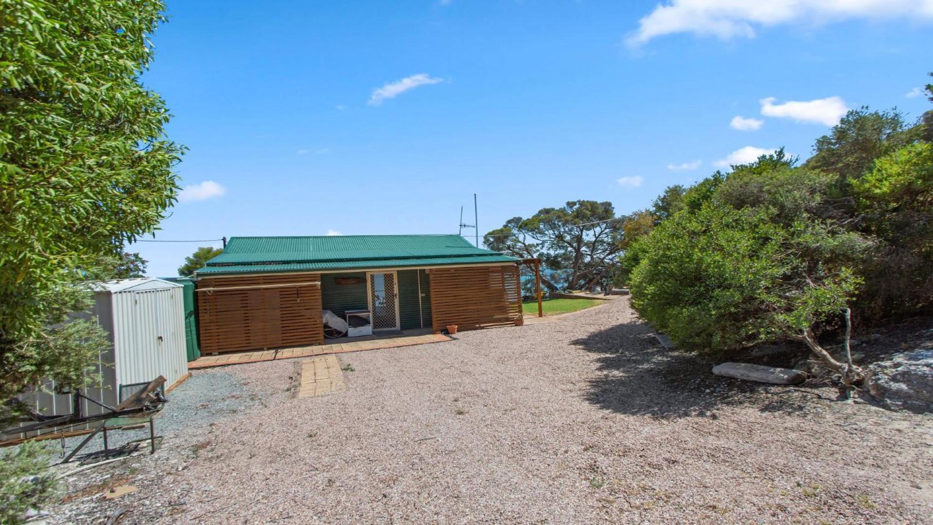 Kellidie Bliss Is Coffin Bay's Touch Of Paradise - Perfect Couples Retreat