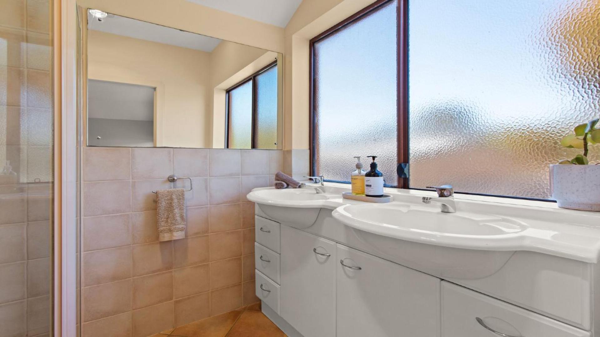 The Curly Seahorse - Fantastic, Affordable Holiday Home For Large Groups