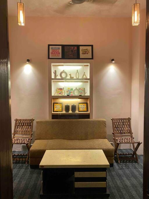 Cheerful 4bedrooms row house (only for family) view 2