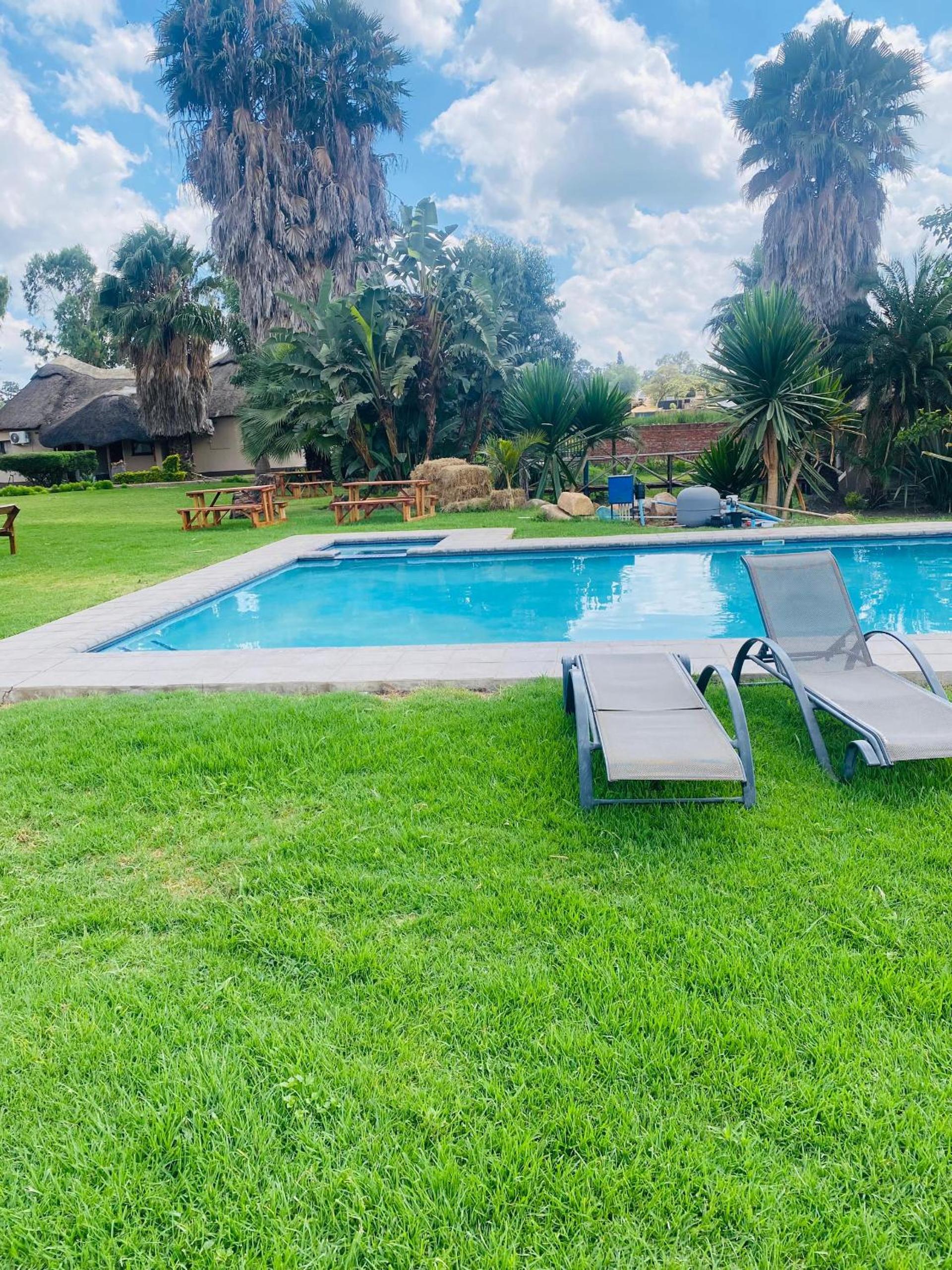 Riverstone Guest Lodge