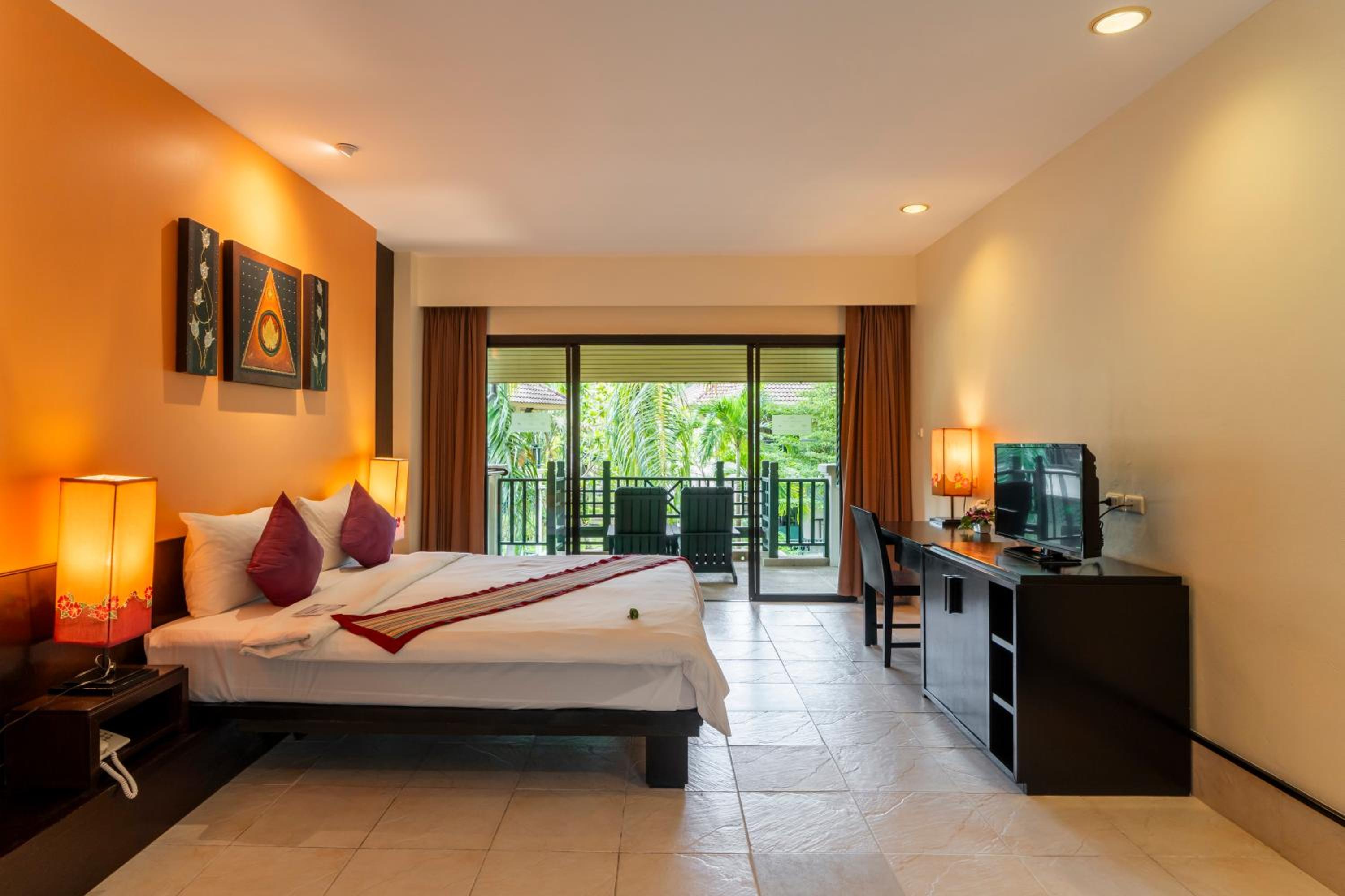 Baan Khaolak Beach Resort