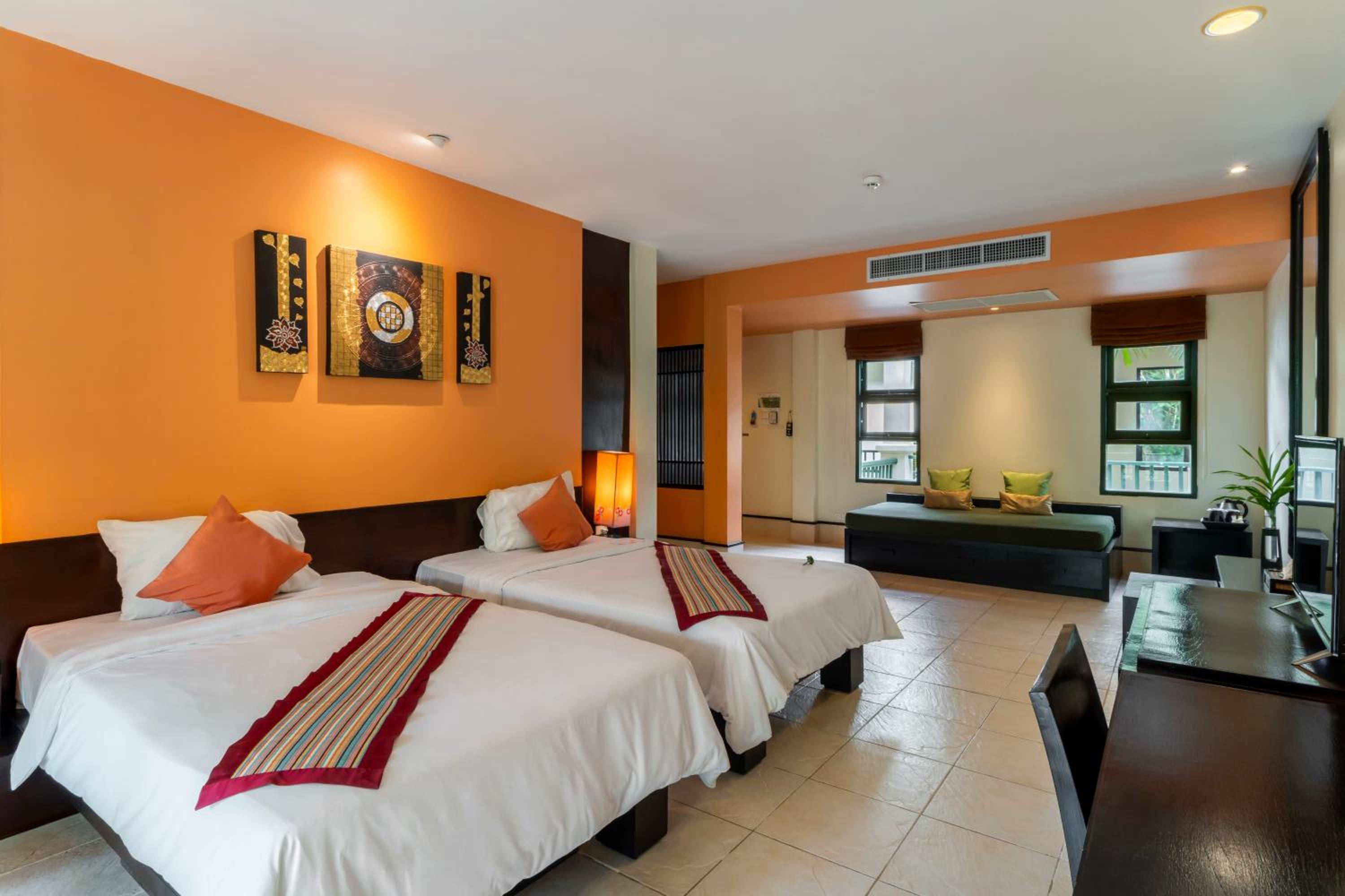 Baan Khaolak Beach Resort