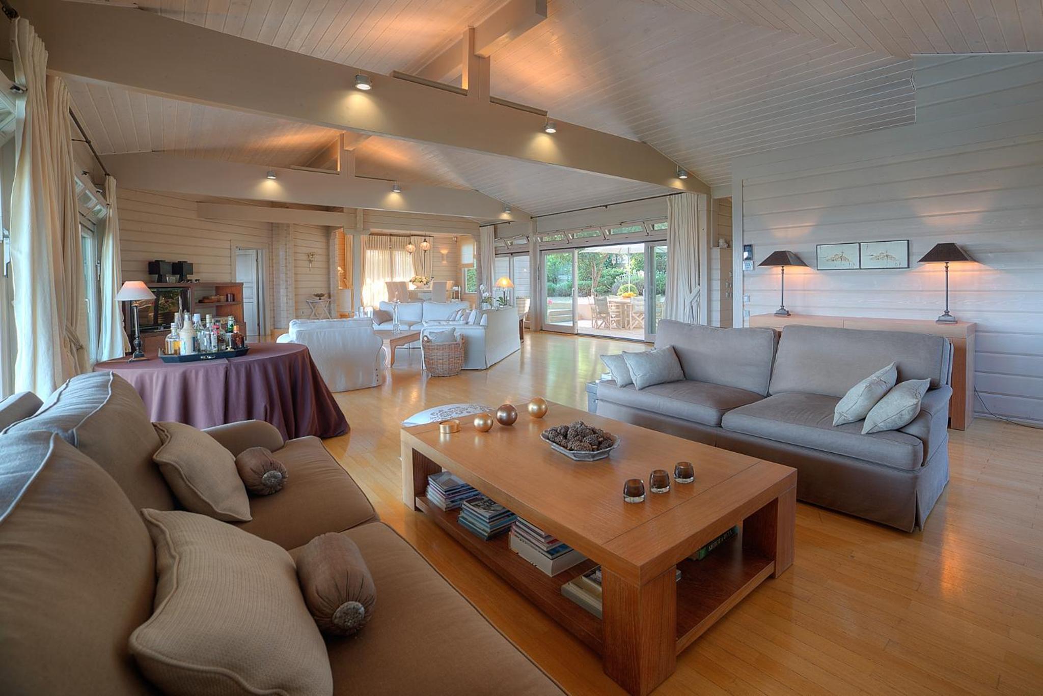 LYCIPONON Villa view 2