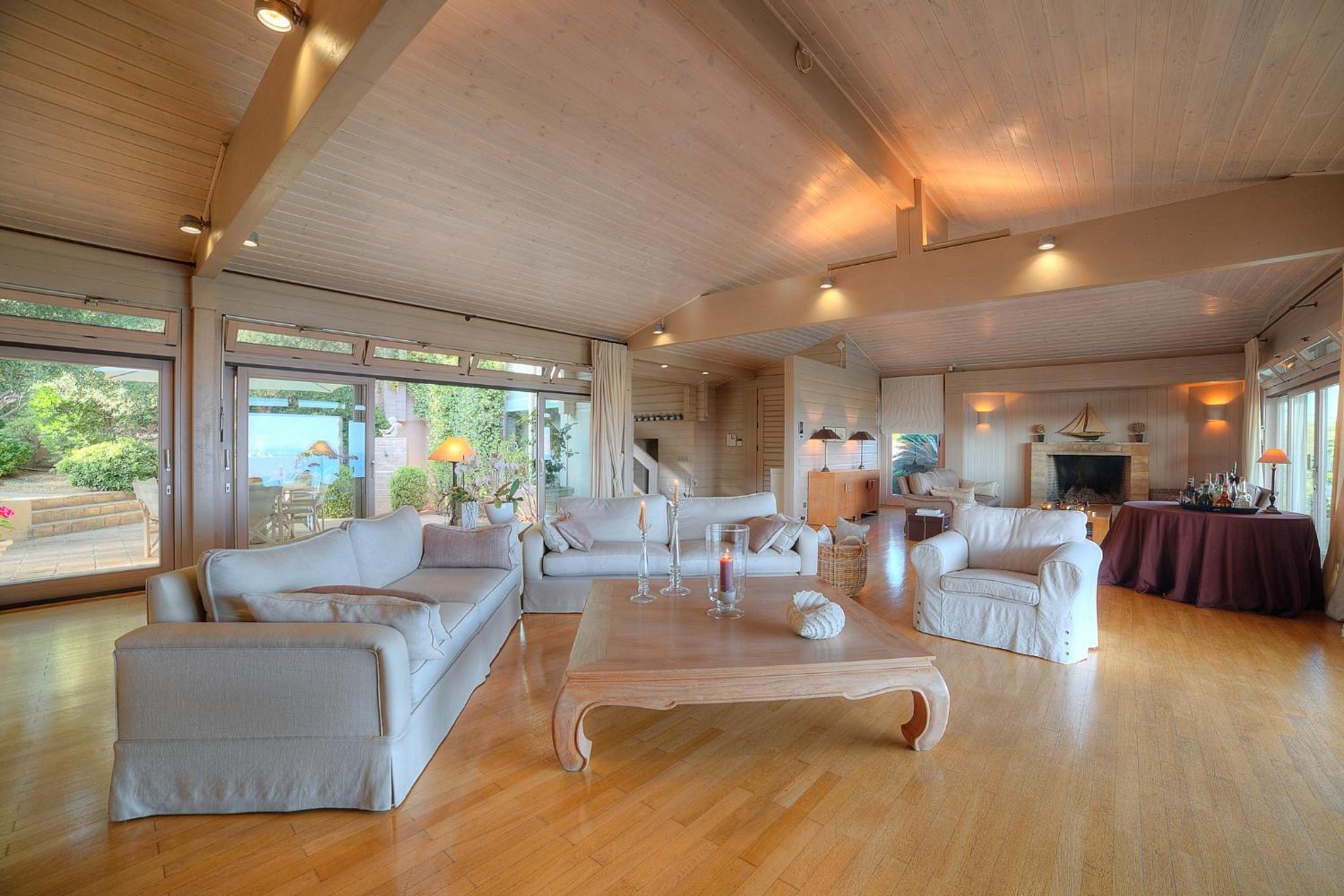 LYCIPONON Villa view 4