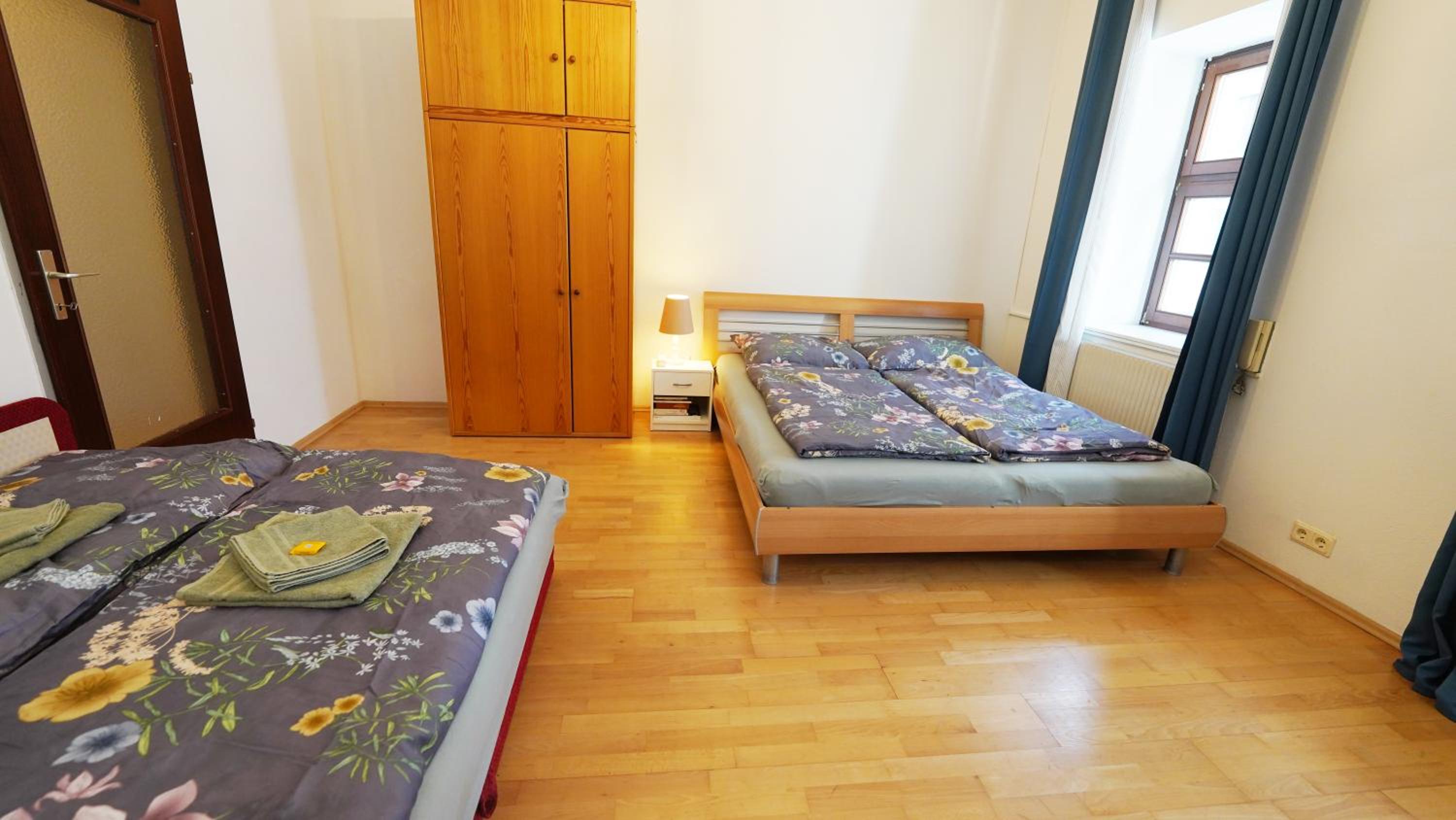 CozyNite Premium Apartment Hernals 1