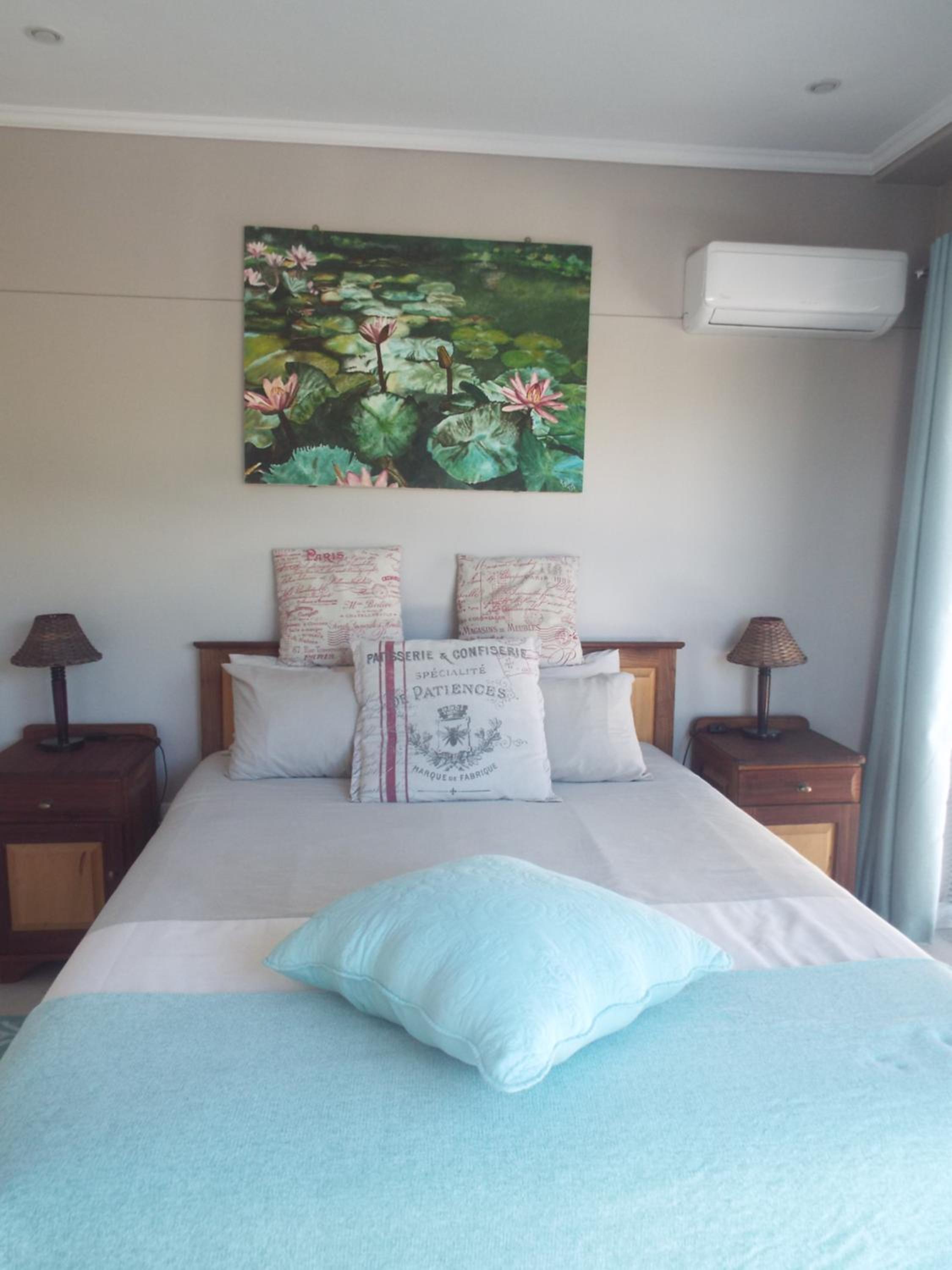 Serene Palms Apartment -1 minute walk to Strand beach view 4