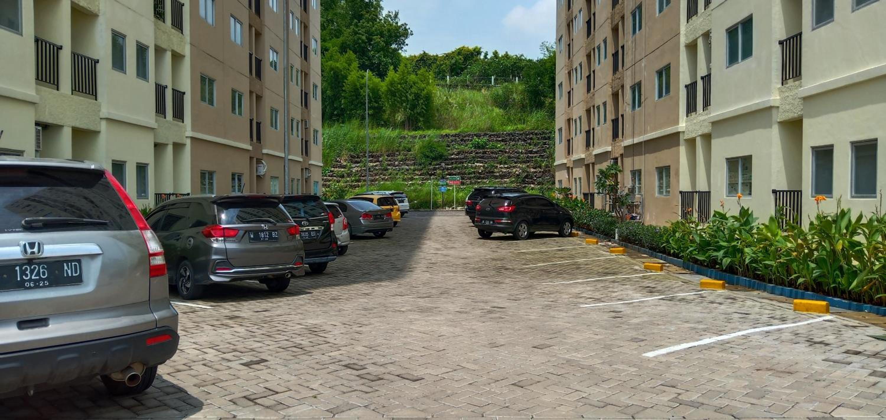 Apartemen 32 m2 dengan 2 kamar tidur dan 1 kamar mandi pribadi di Gresik view 3