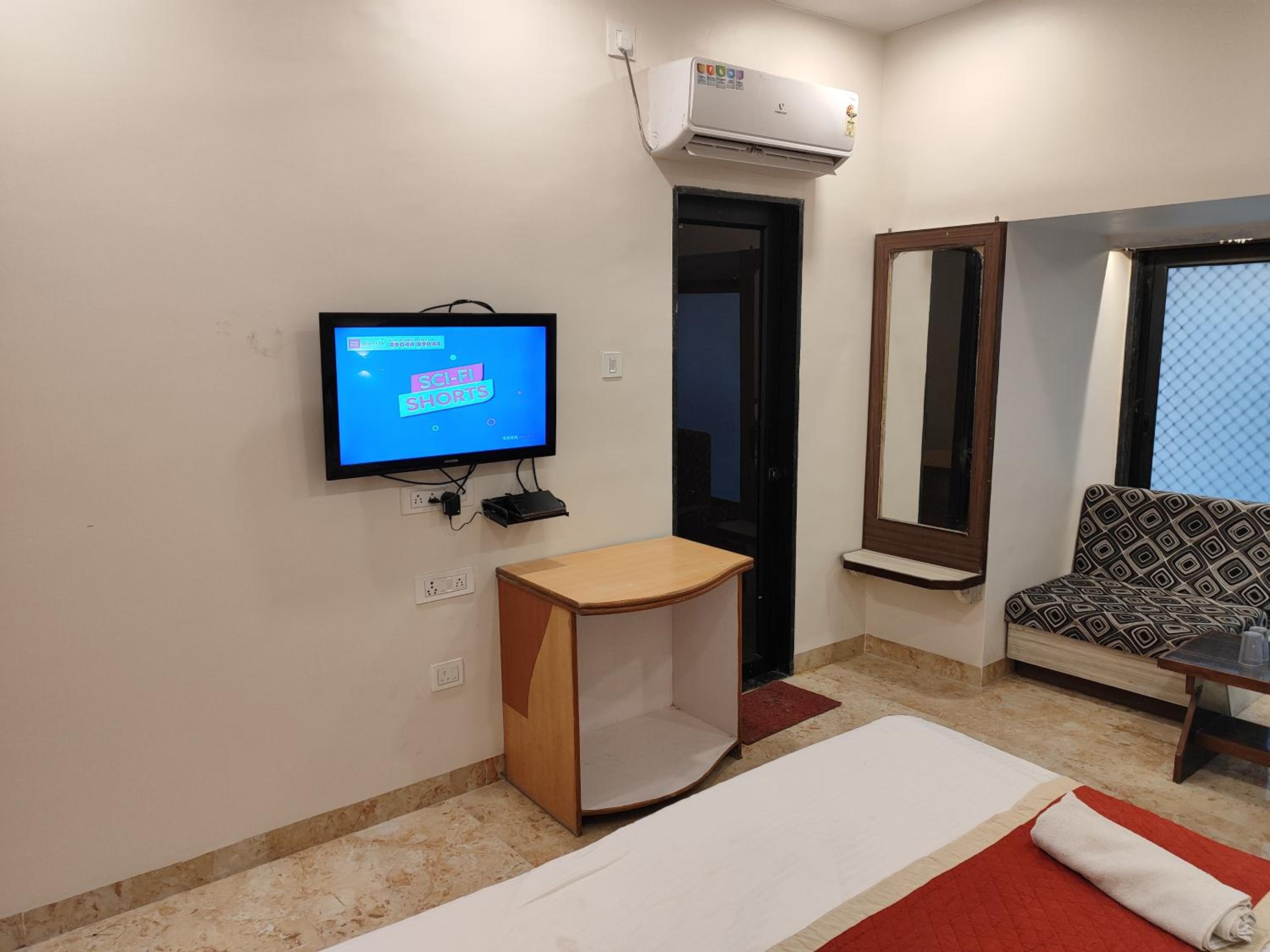 Hotel Always Welcome - Property Image 6