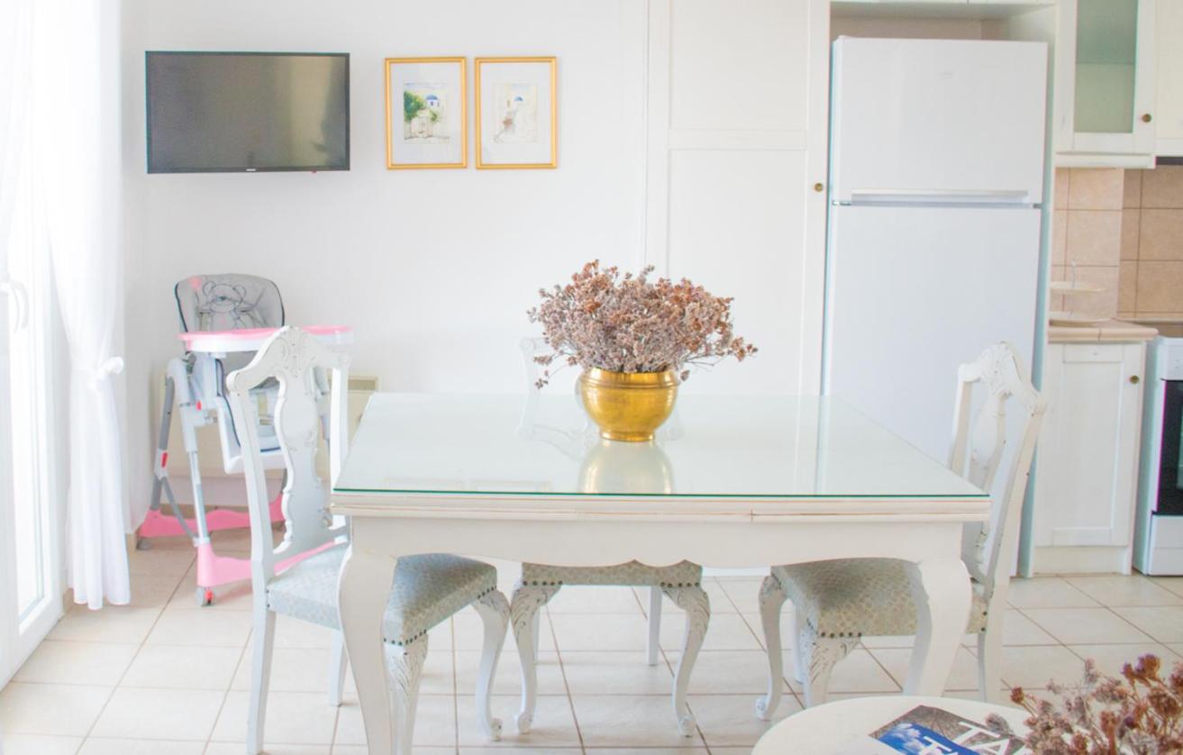 Exilze House Beachfront Kionia