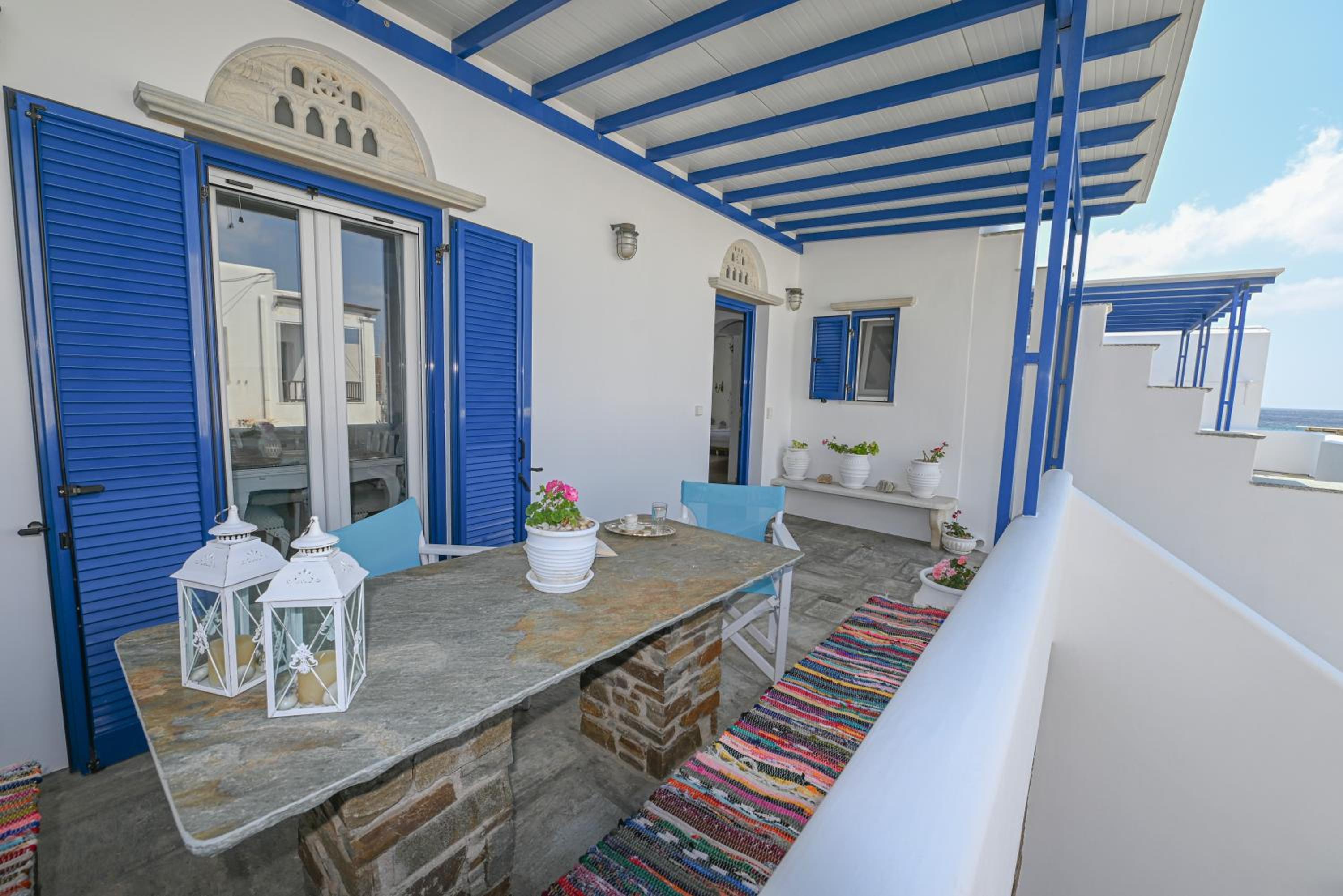 Exilze House Beachfront Kionia