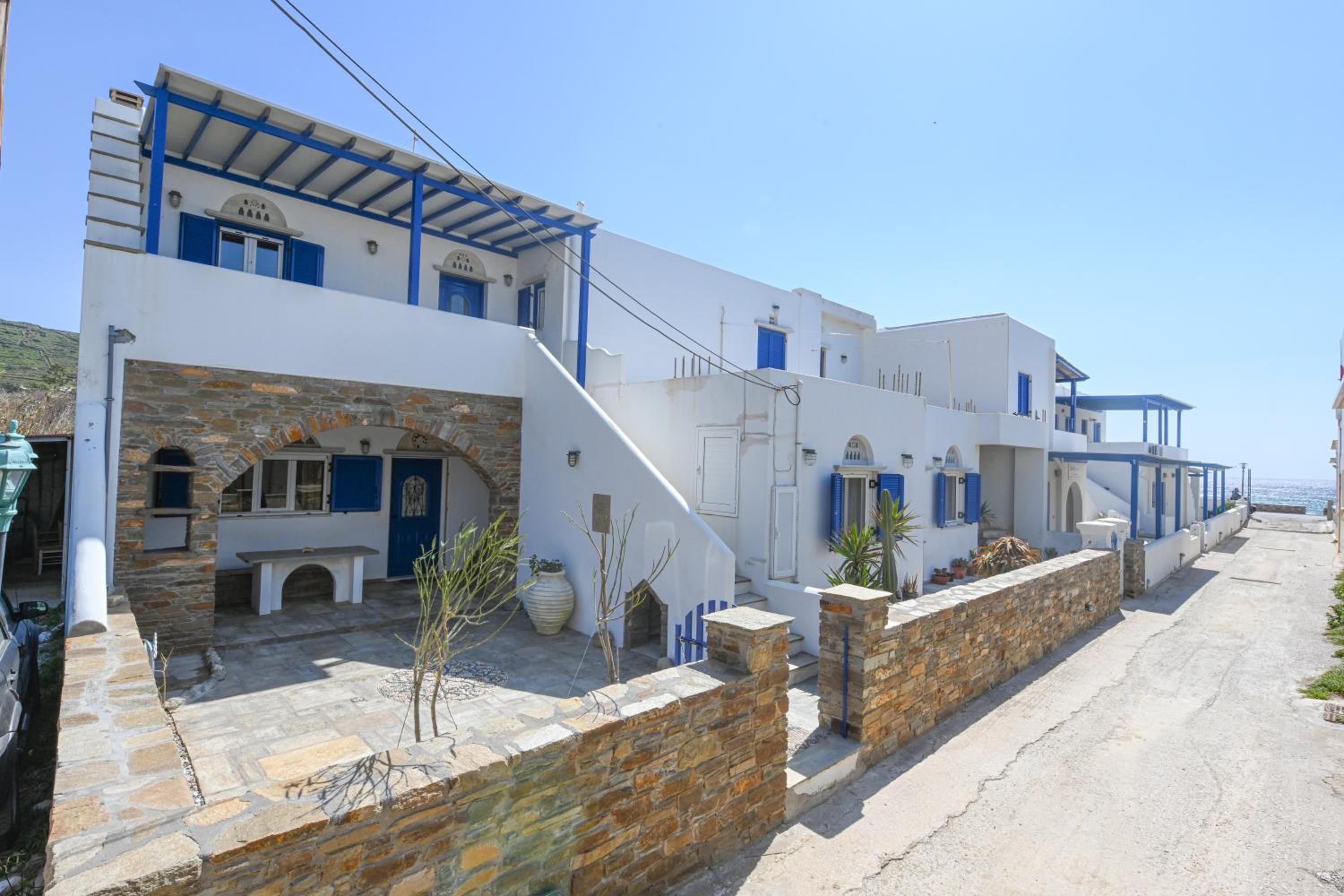 Exilze House Beachfront Kionia