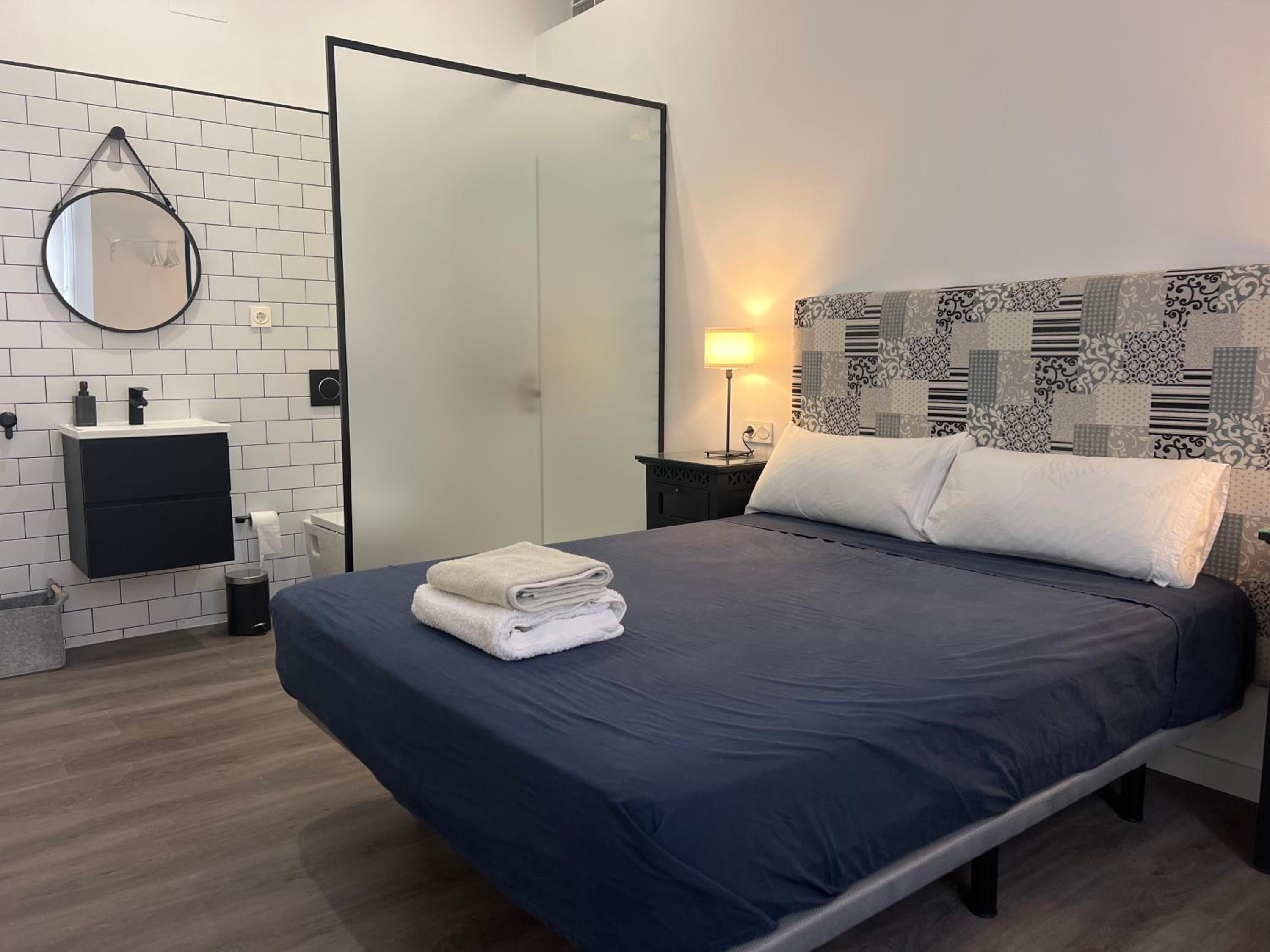 Cozy Apartment Malaga Center near Teatro Cervantes