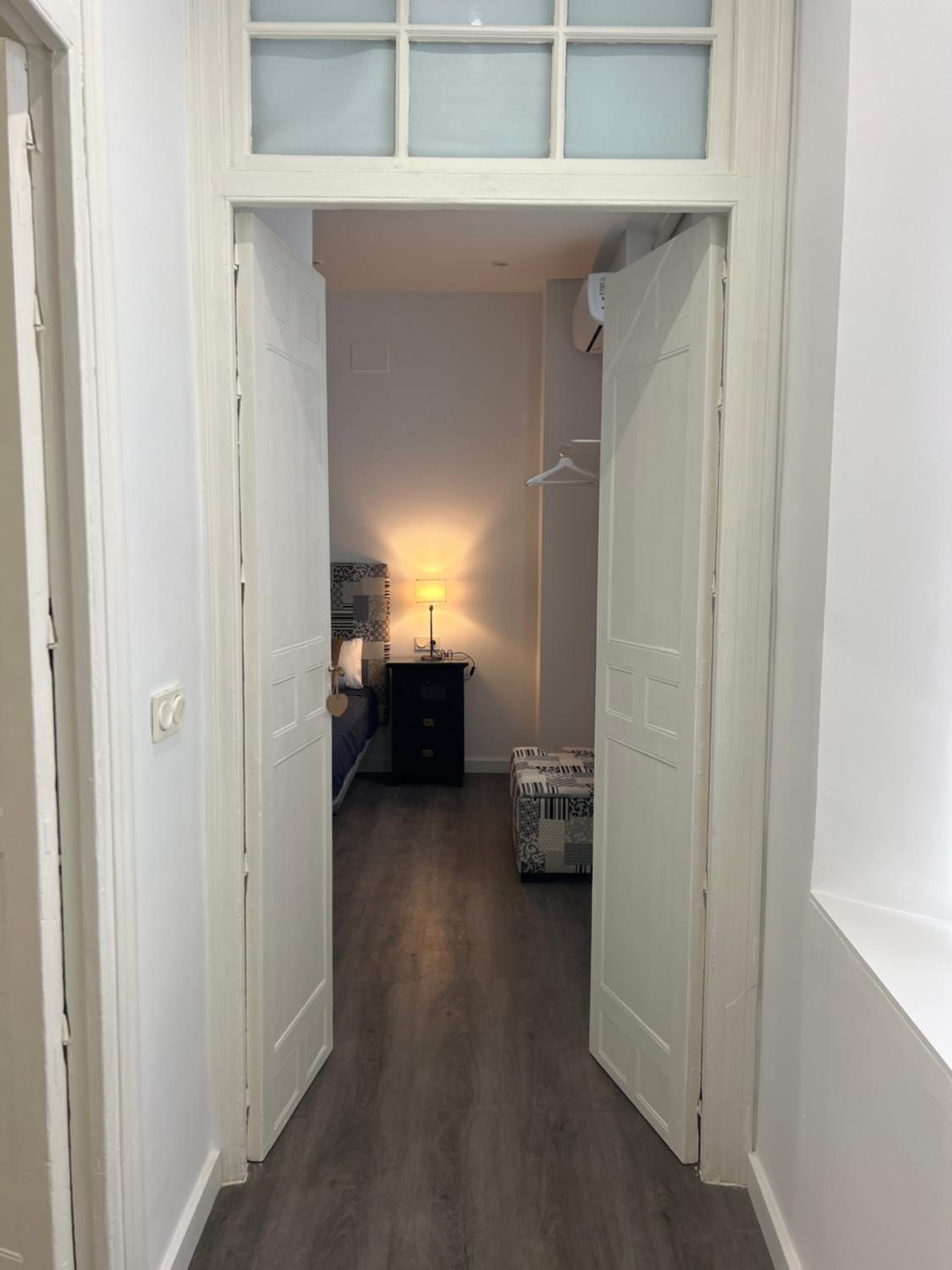 Cozy Apartment Malaga Center near Teatro Cervantes