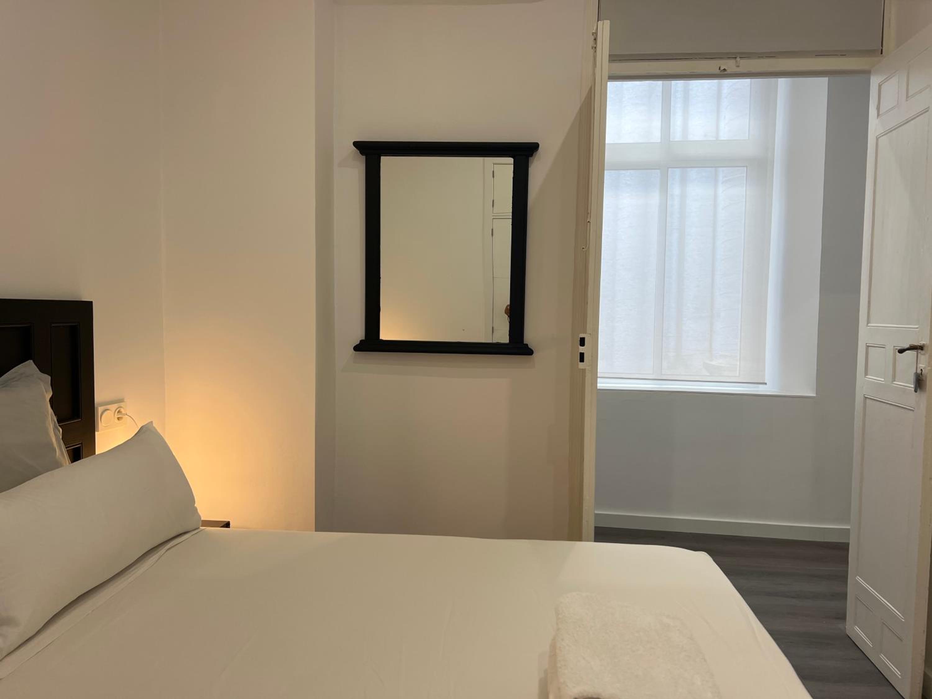 Cozy Apartment Malaga Center near Teatro Cervantes
