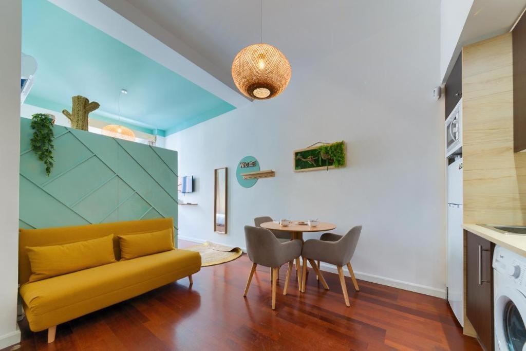Apartments Holidays2Malaga City Center