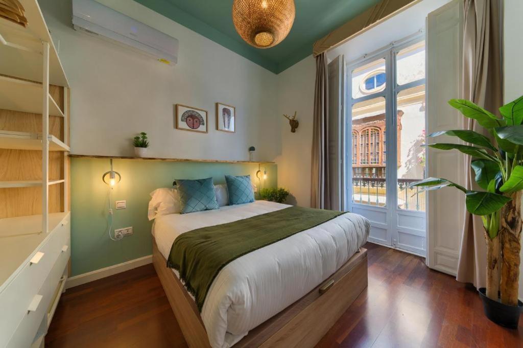 Apartments Holidays2Malaga City Center
